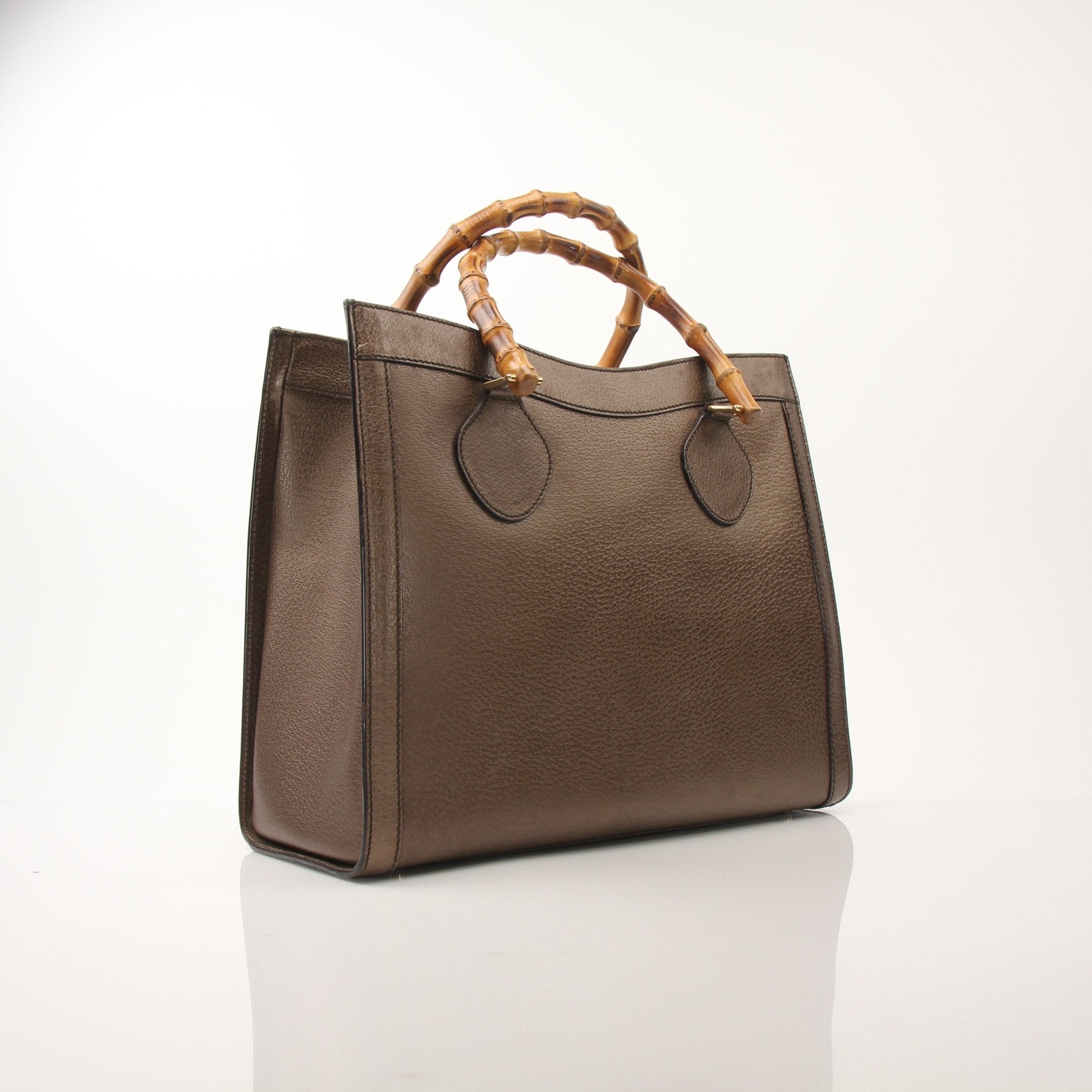 Gucci Bamboo Tote – Gold & Beyond display picture 1