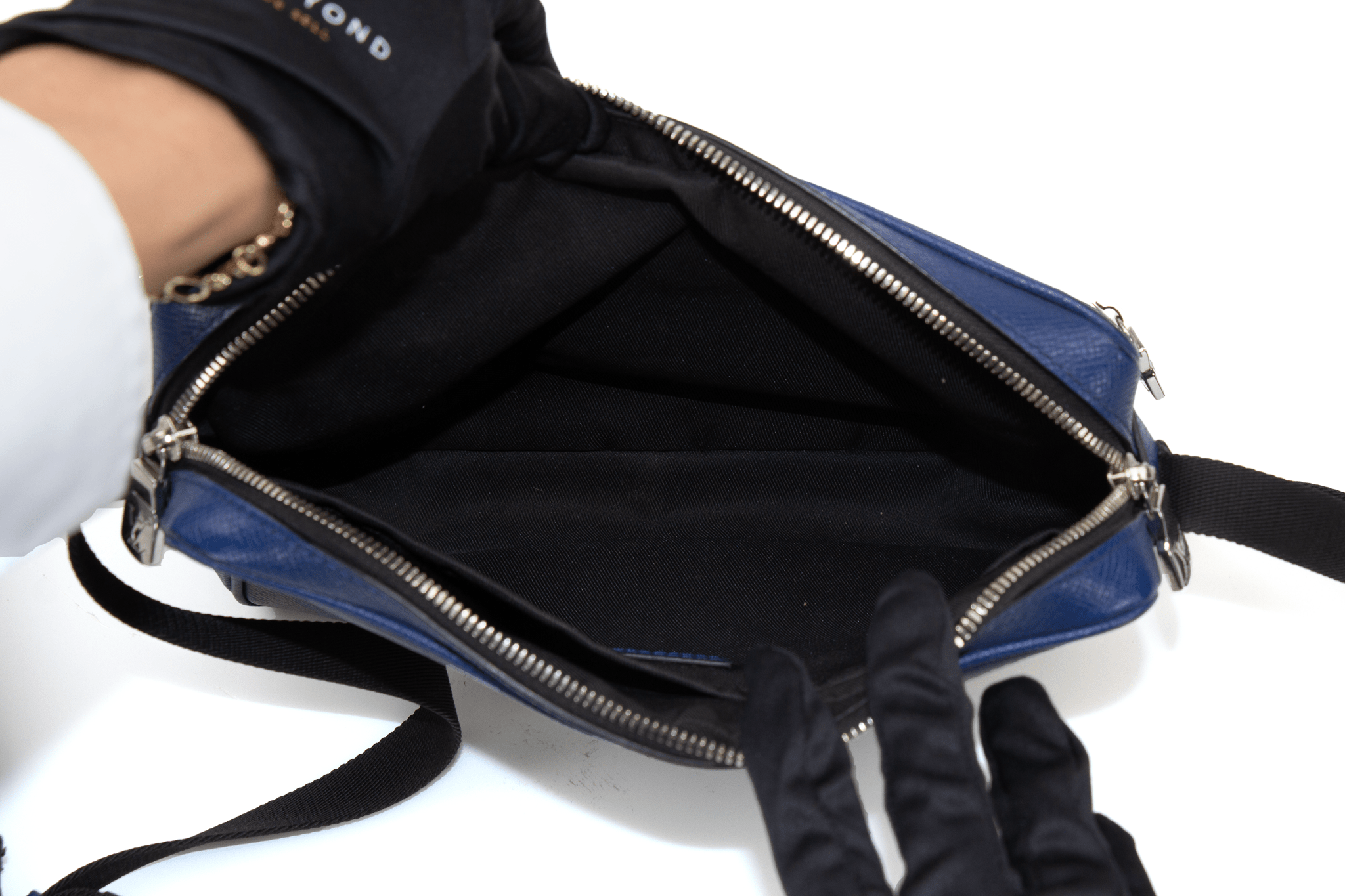 Louis Vuitton Outdoor Bum Bag in a stylish design, perfect for travel with adjustable straps and a spacious main compartment.