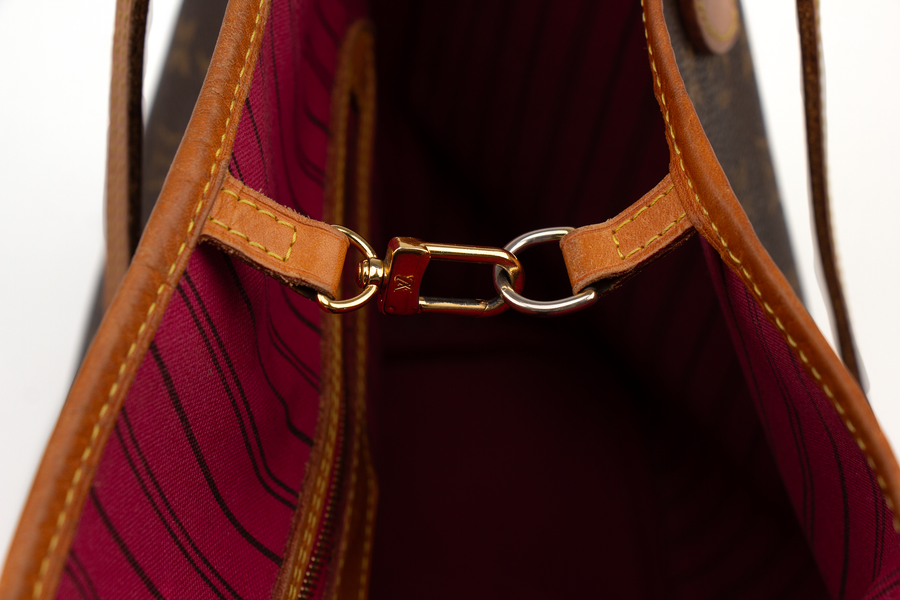 Louis Vuitton Neverfull GM Tote Monogram SR2125