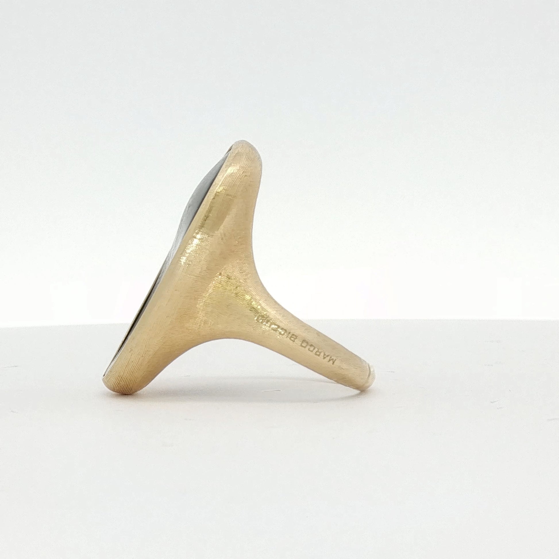 18K yellow gold Marco Bicego Lunaria black mother of pearl ring, elegant jewelry piece with intricate design and luxurious finish
