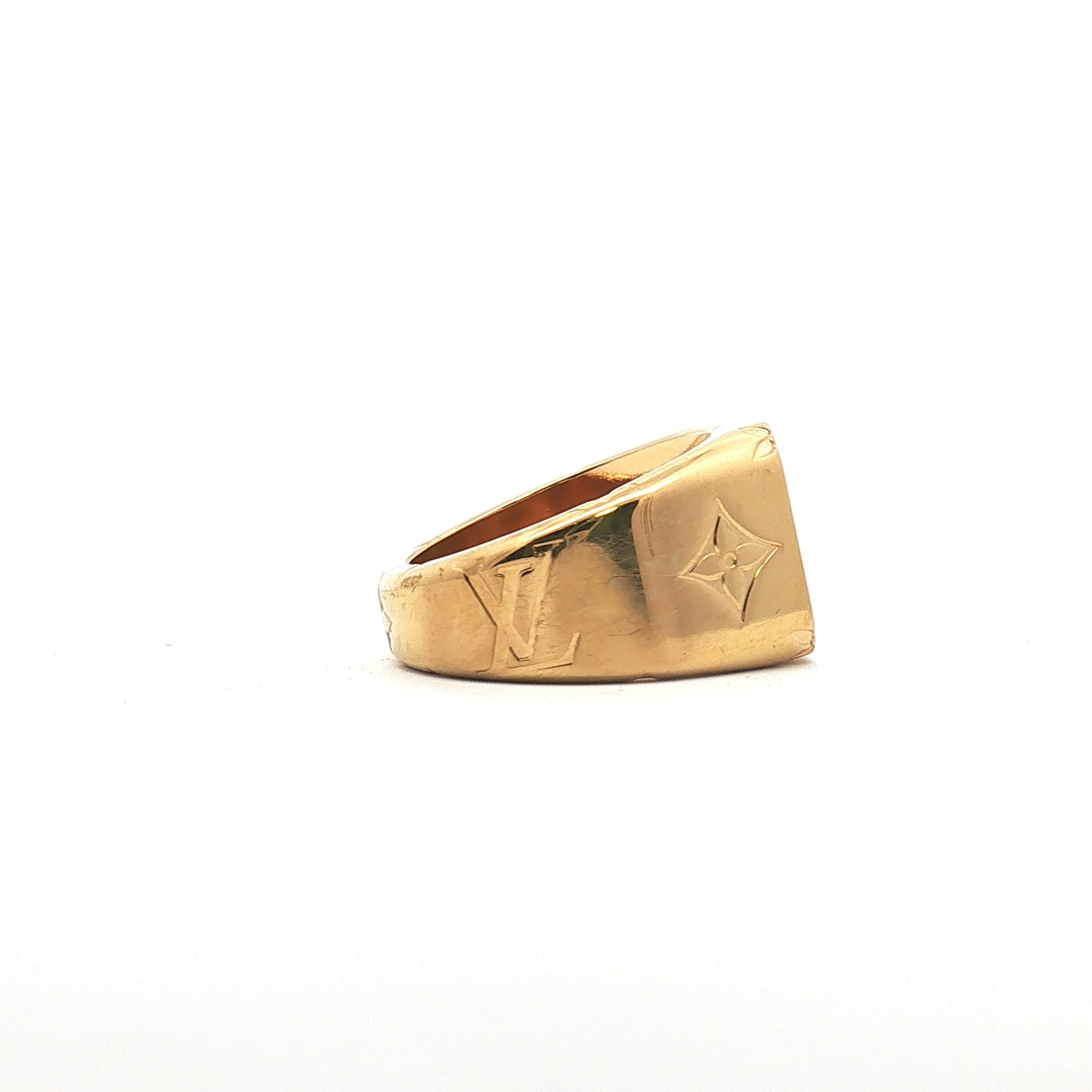 LOUIS VUITTON シグネットリング　モノグラム Louis Vuitton Gold-Tone Monogram Signet Ring | Gold & Beyond
