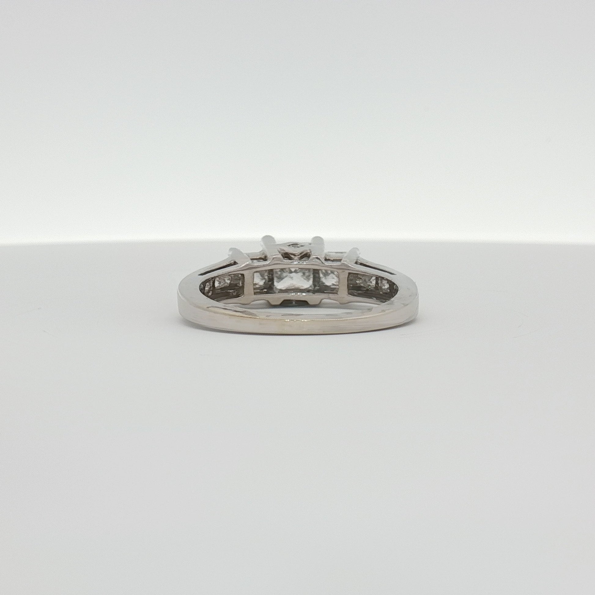 14K white gold diamond cluster ring featuring sparkling diamonds set in a elegant jewelry design.