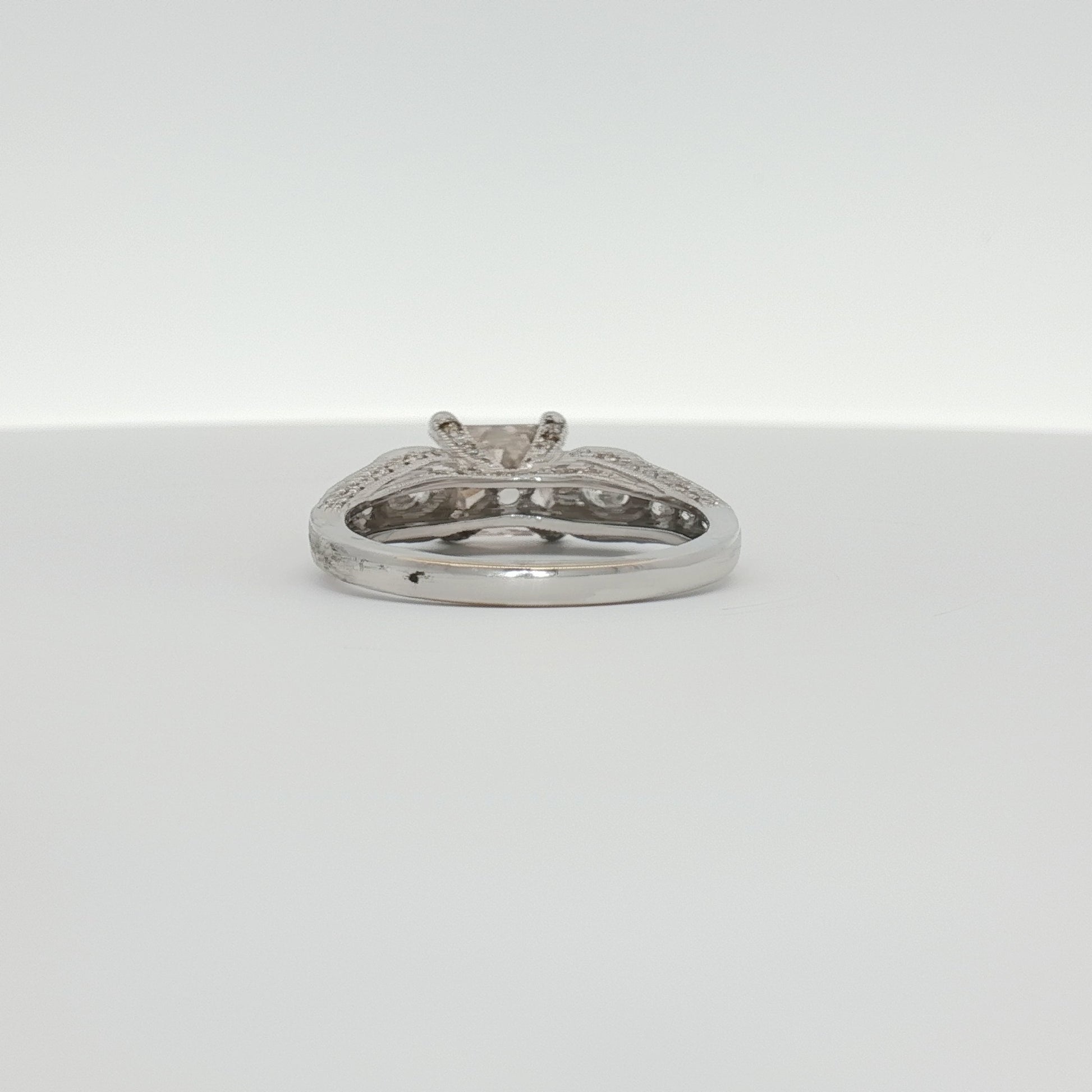 18K white gold diamond ring with sparkling diamonds, showcasing elegant jewelry design from Gold & Beyond