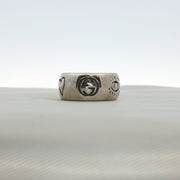 Gold & Beyond Gucci Blind for Love ring, elegant jewelry piece with a sleek gold band and distinctive design.