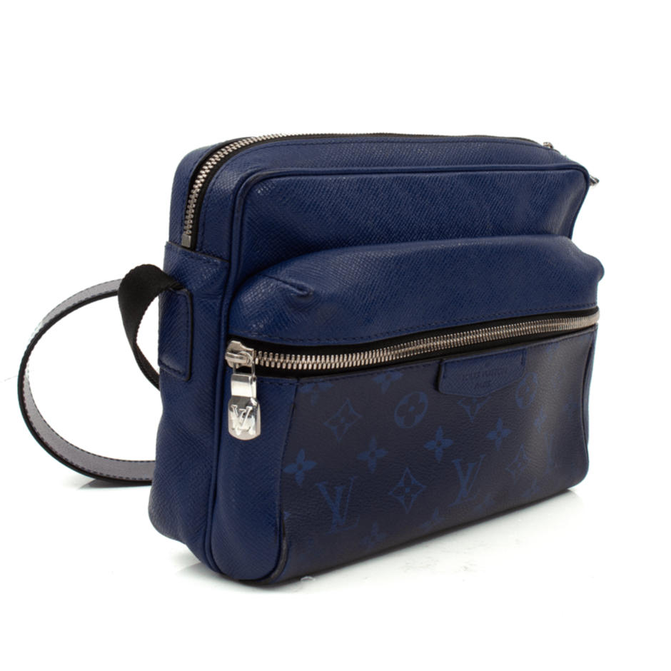 Louis Vuitton Outdoor Bum Bag in a stylish design, perfect for travel with adjustable strap and iconic brand detailing.