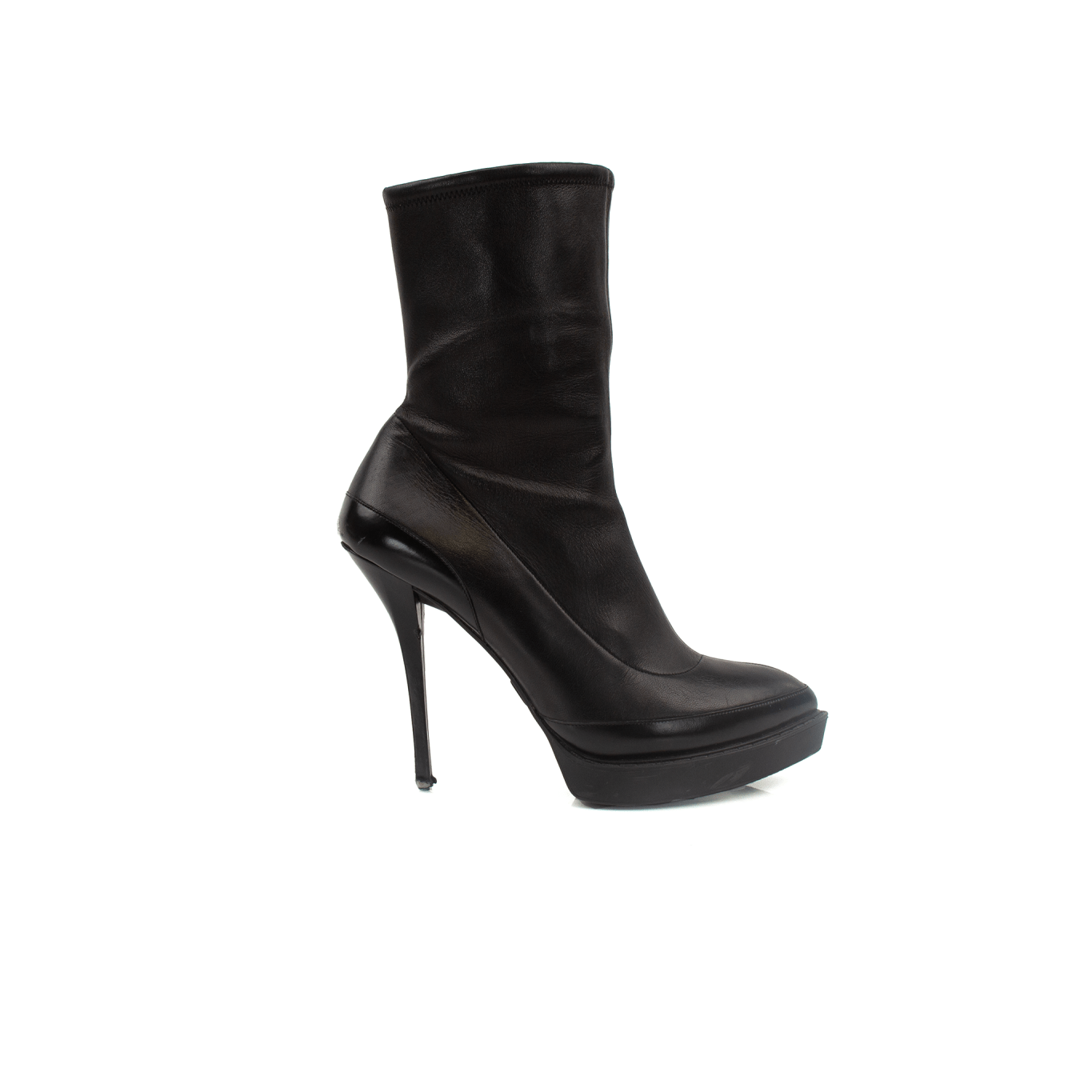 Gold & Beyond Gucci ankle boots with sleek leather design and stylish laces, perfect for fashionable footwear.