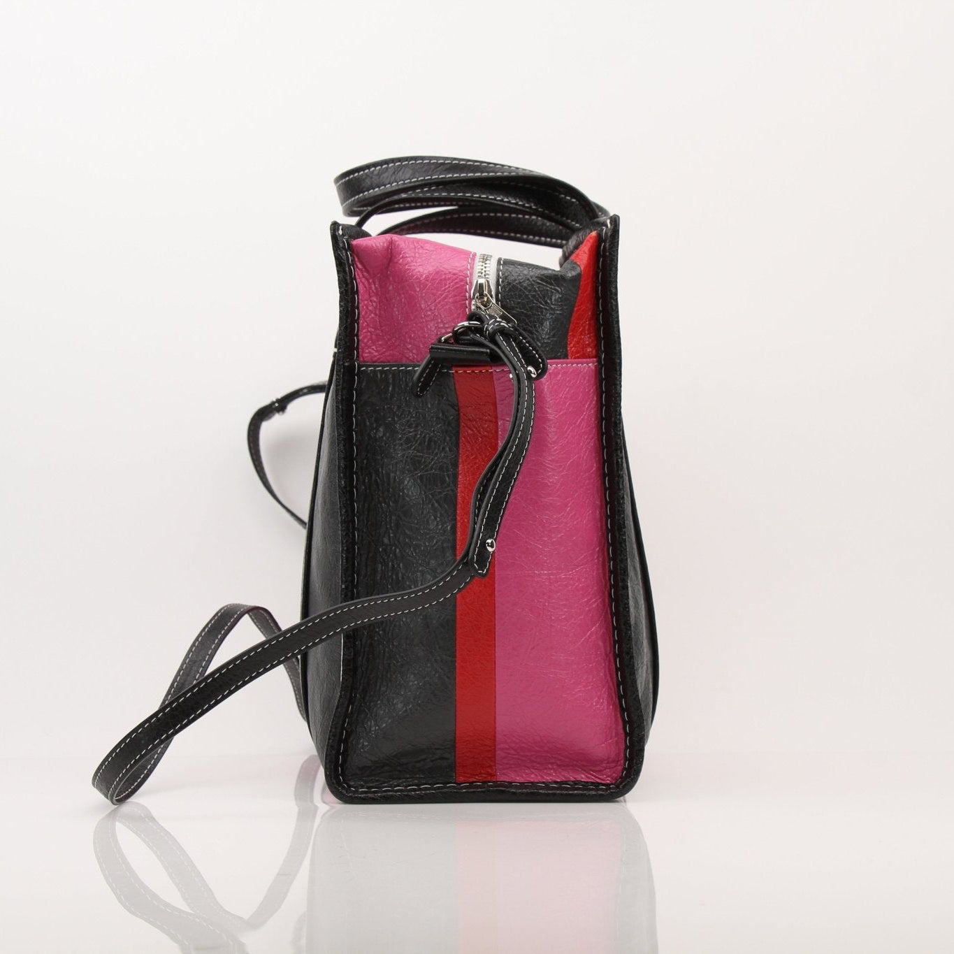 Gold & Beyond Balenciaga Agnes Bazar Papier Tote travel bag with sturdy handles and spacious interior, ideal for stylish travel.