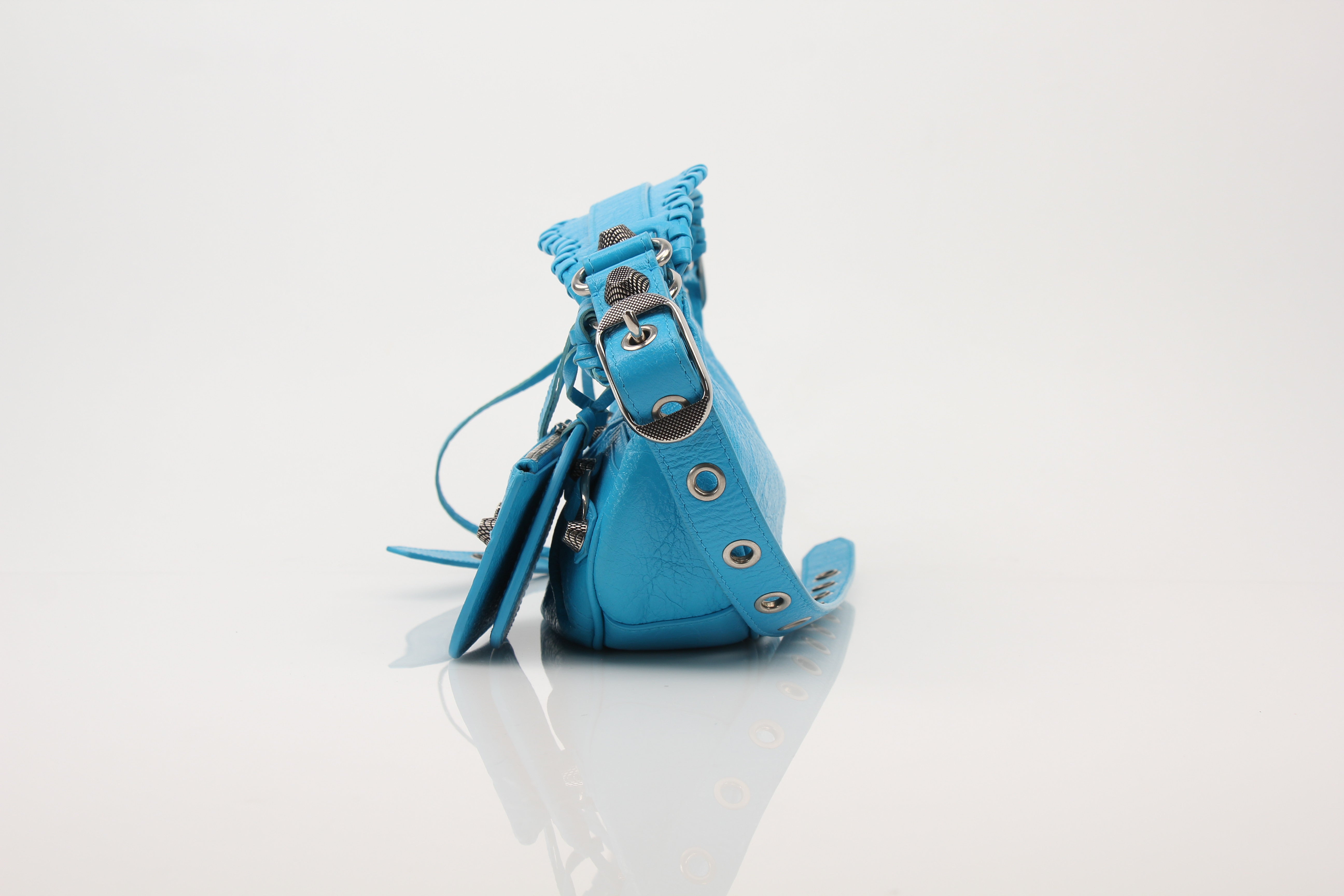 Balenciaga Le Cagole XS in Bright Blue
