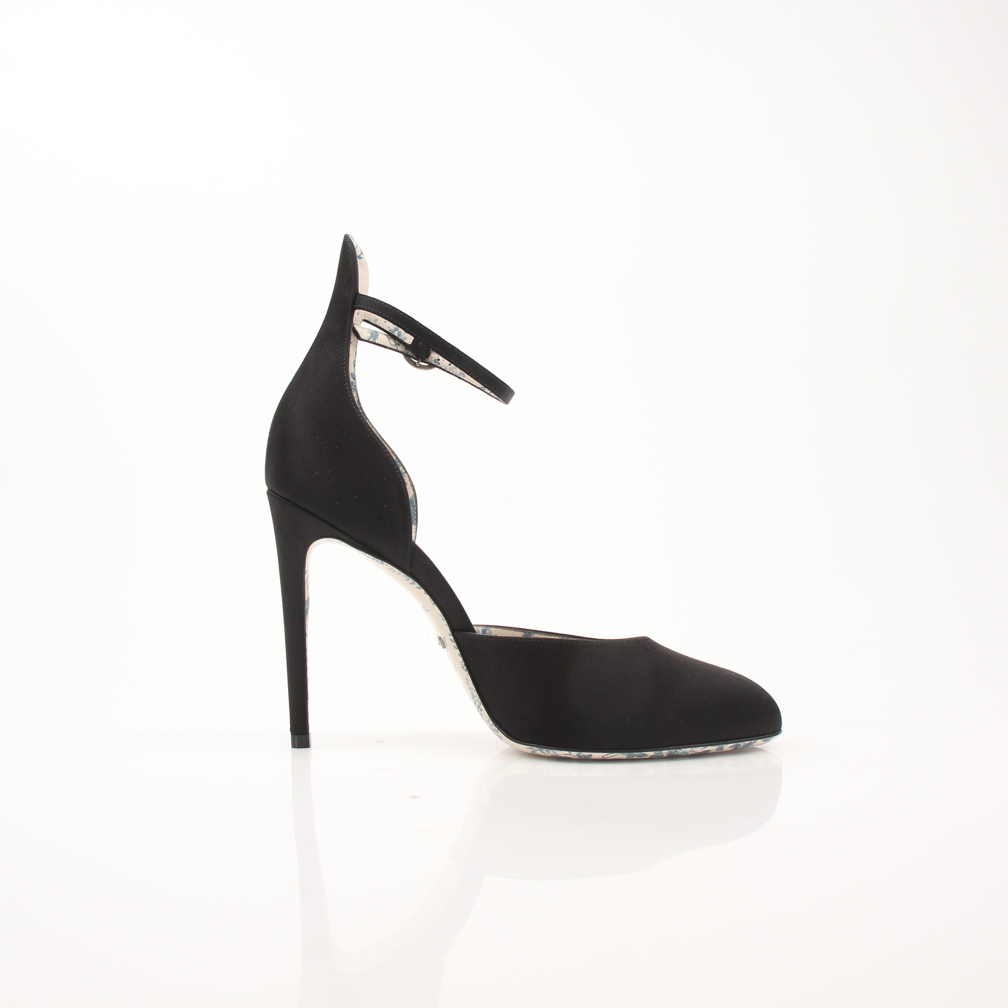 Gucci Women’s Daisy D’Orsay Ankle Strap Pumps