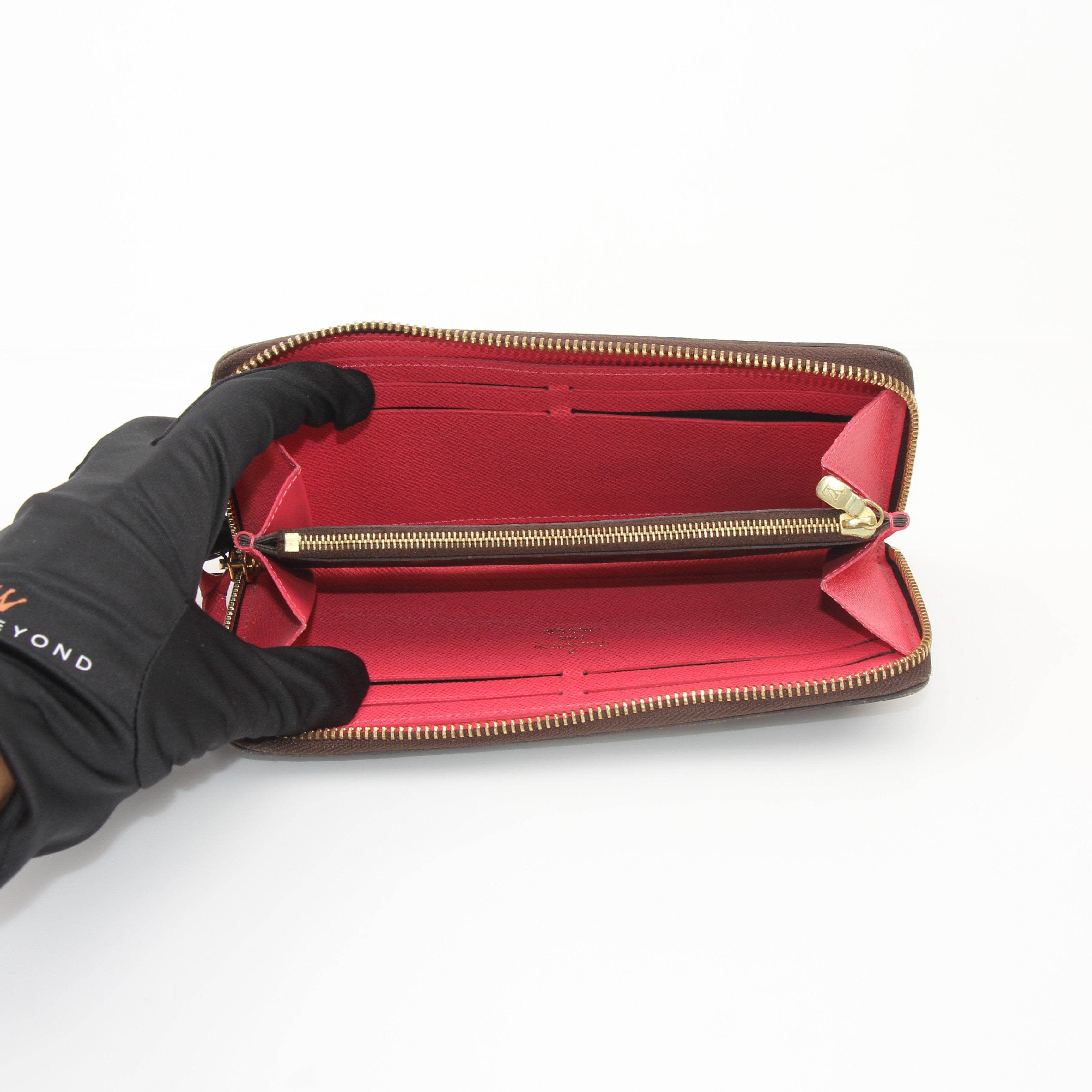 Louis Vuitton Monogram Zippy Wallet