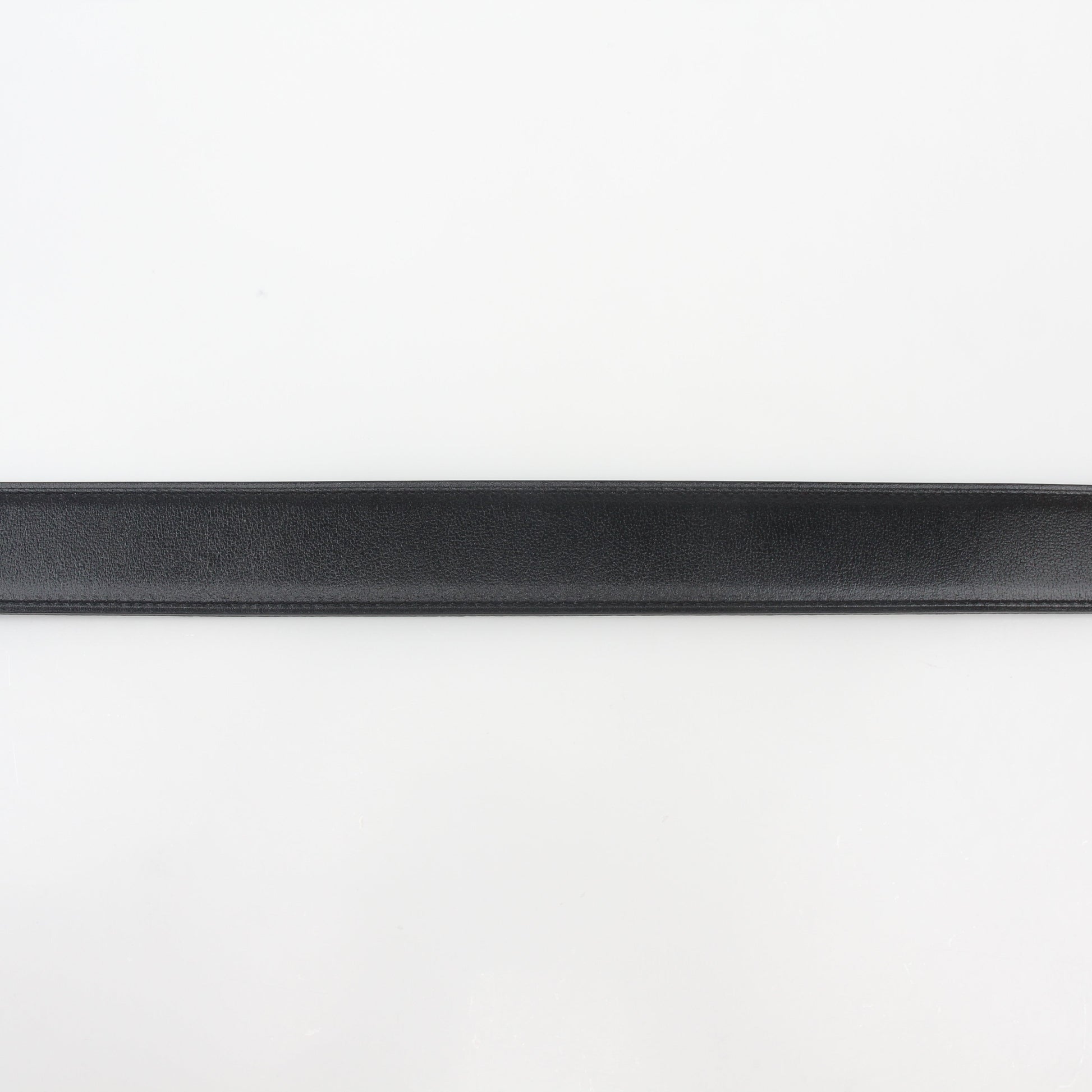Reversible leather belt strap in black and Etoupe from Hermès, designed for accessories, by Gold & Beyond.