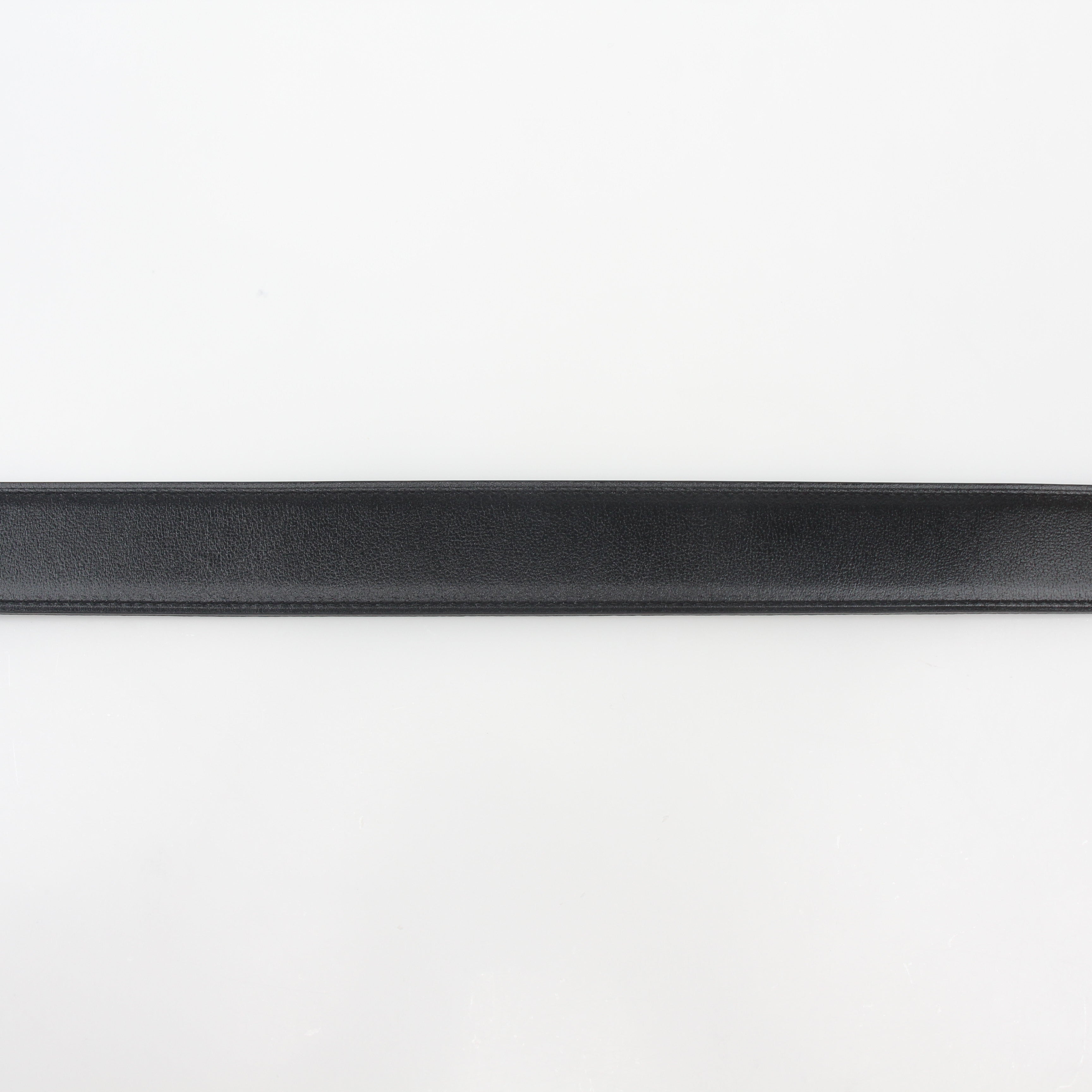 Reversible leather belt strap in black and Etoupe from Hermès, designed for accessories, by Gold & Beyond.