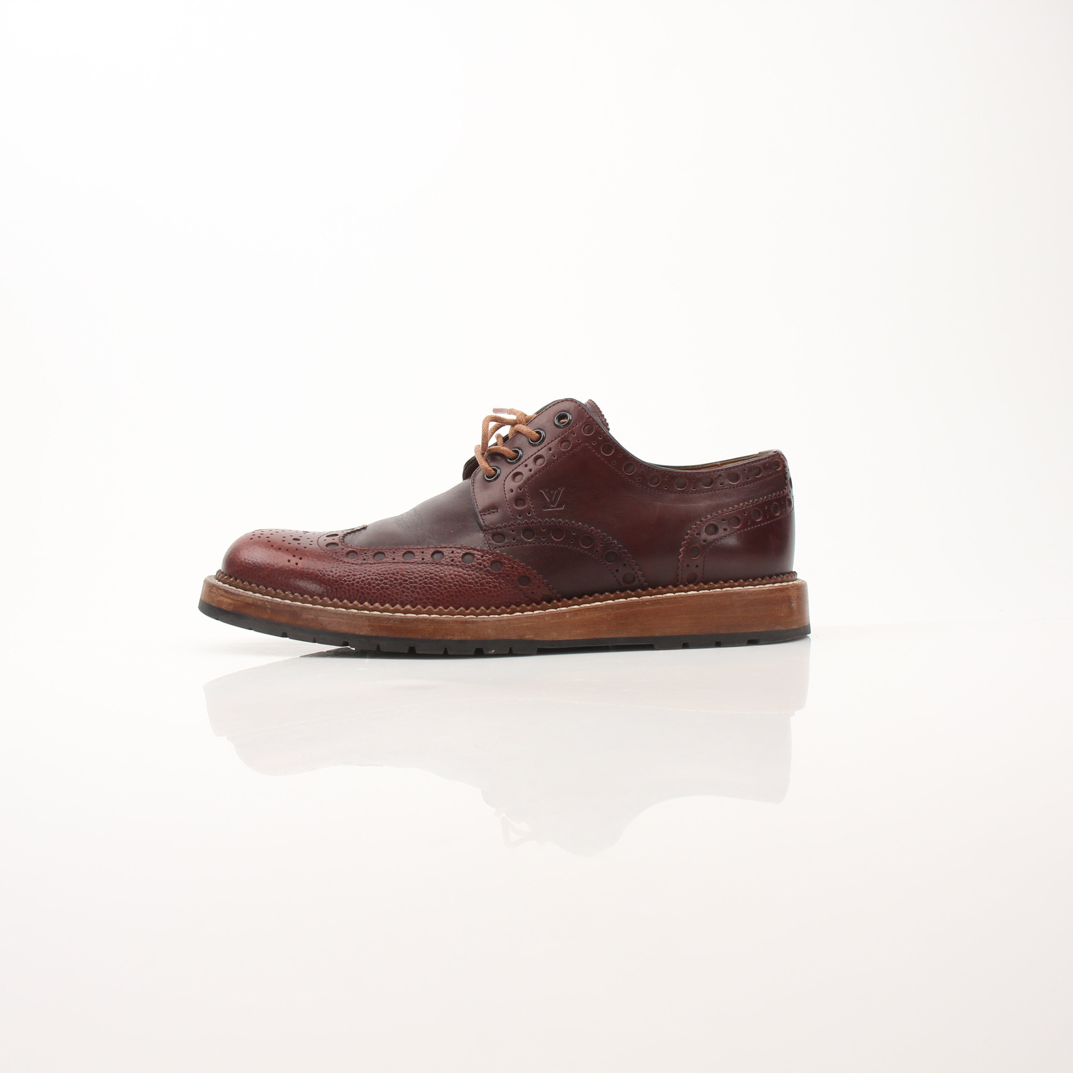 Louis Vuitton Men’s Leather Wingtip Brogue Derby Shoes