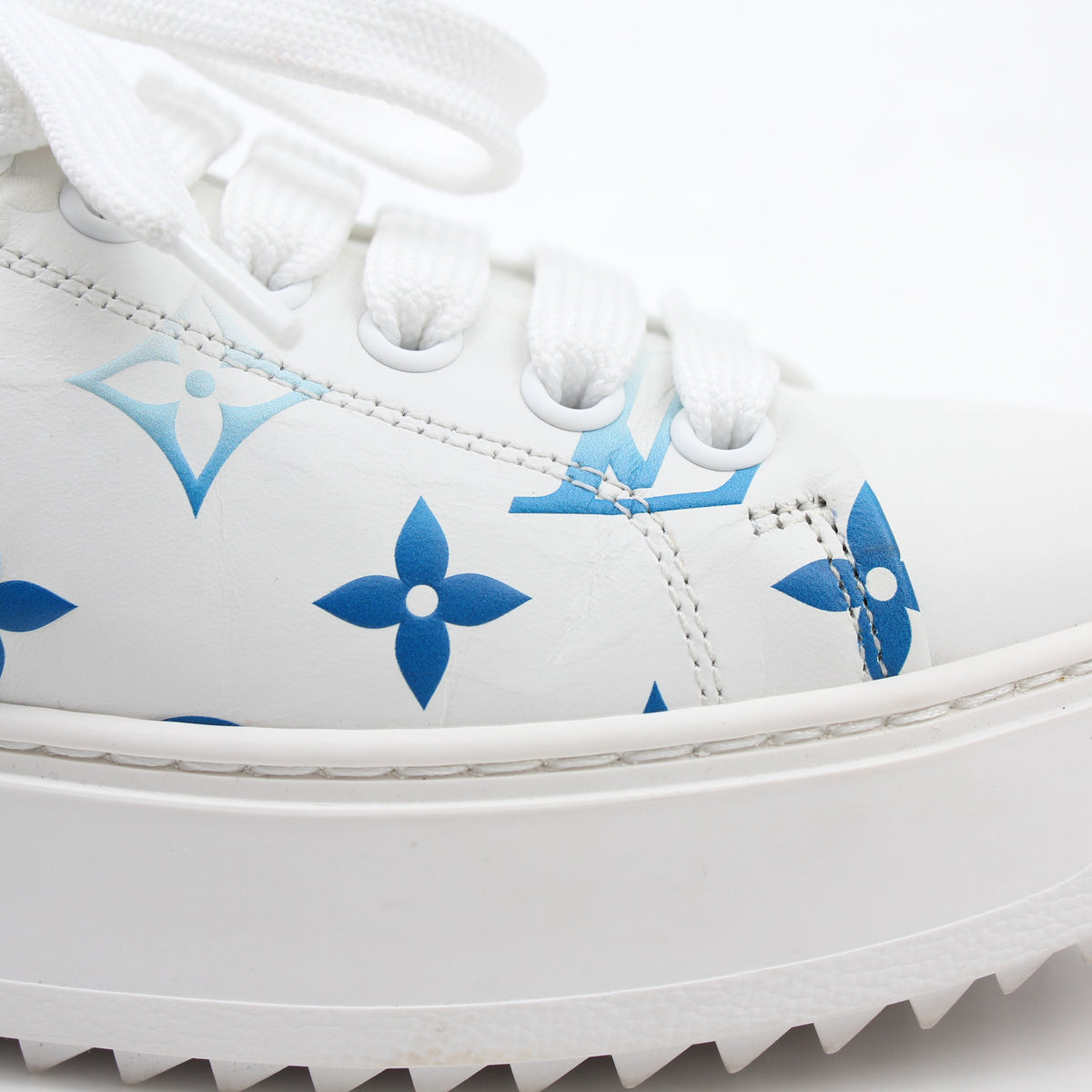 Louis Vuitton White & Blue Monogram Time Out Sneakers