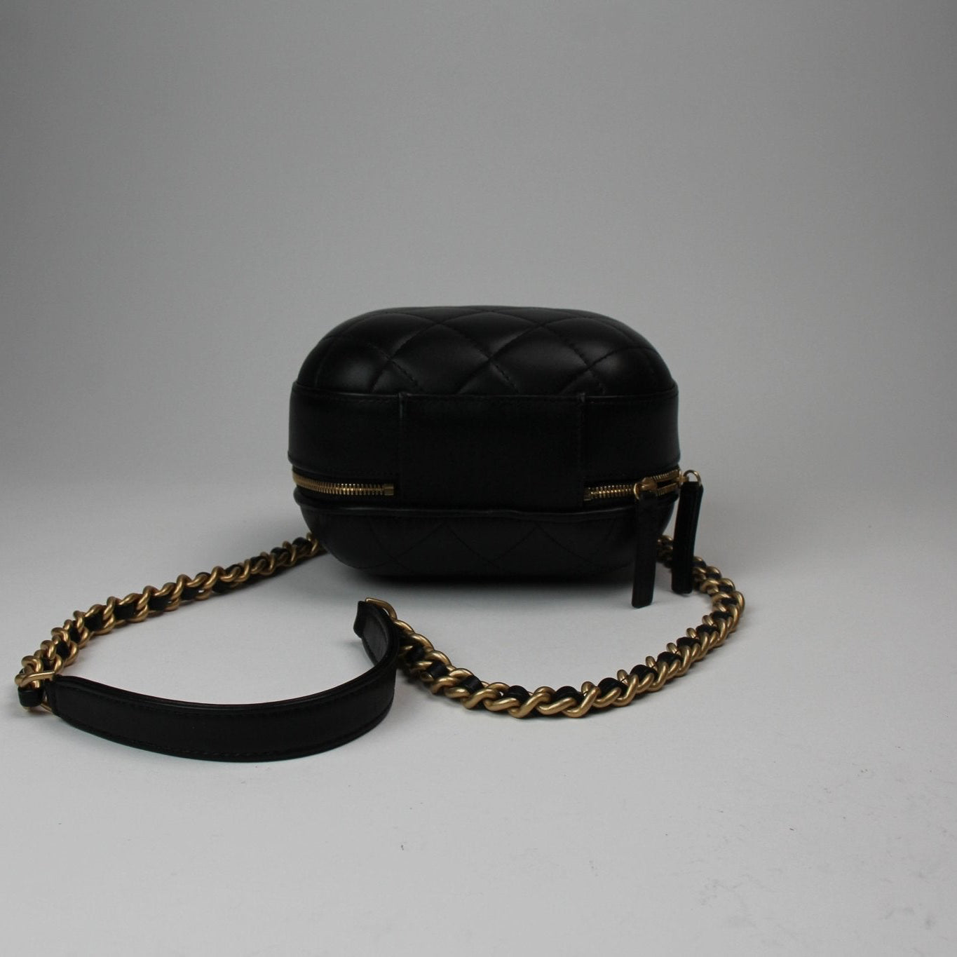 Chanel Matelassé Vanity Shoulder Bag in elegant quilted design, featuring gold-tone hardware and a stylish chain strap.