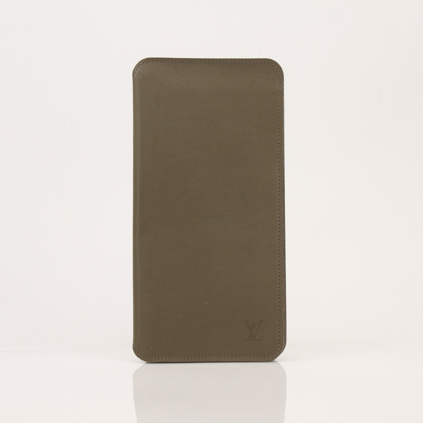 Louis Vuitton Brazza wallet by Gold & Beyond, featuring sleek leather design with multiple card slots and a secure coin pocket.