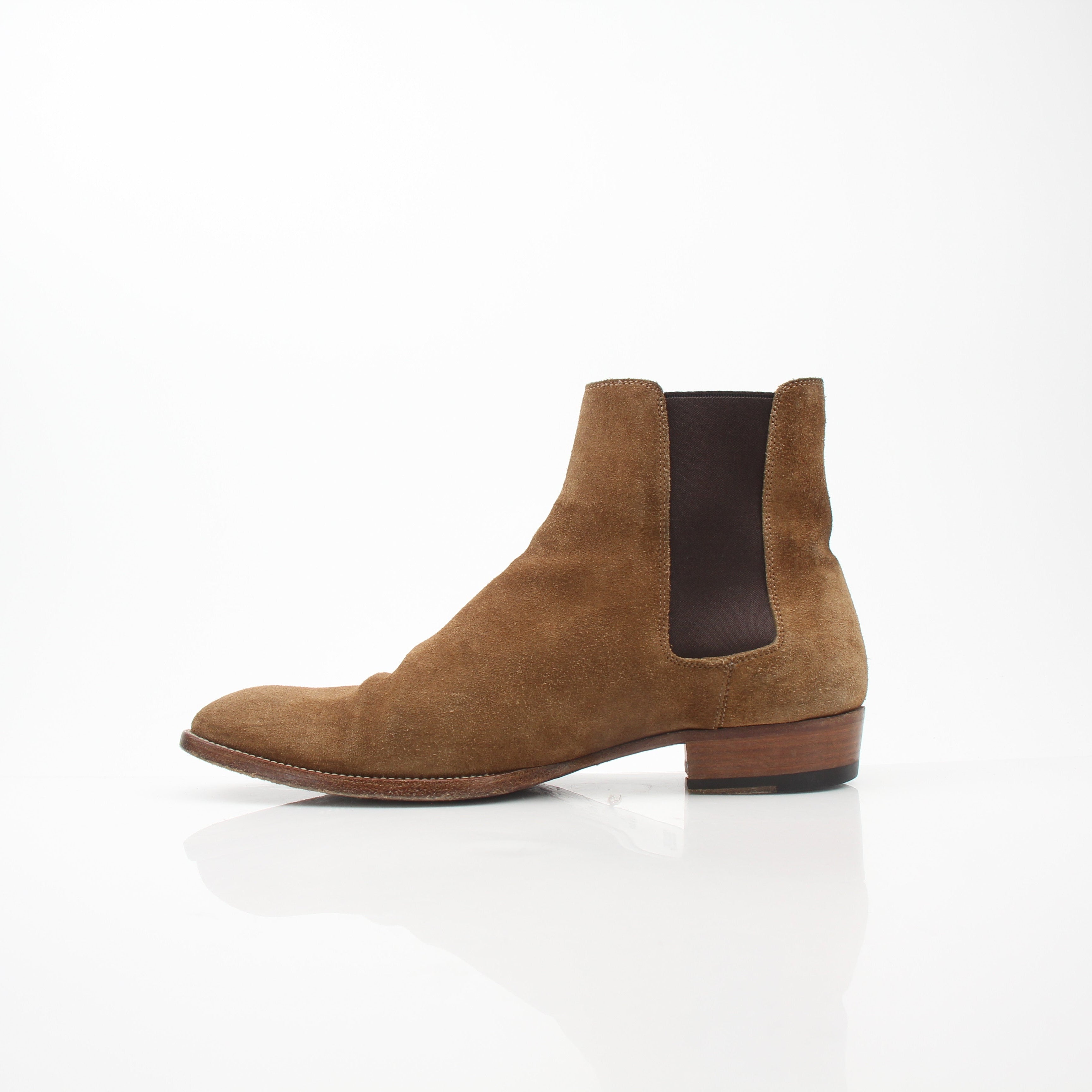 Saint Laurent Men’s Wyatt 30 Suede Chelsea Boots