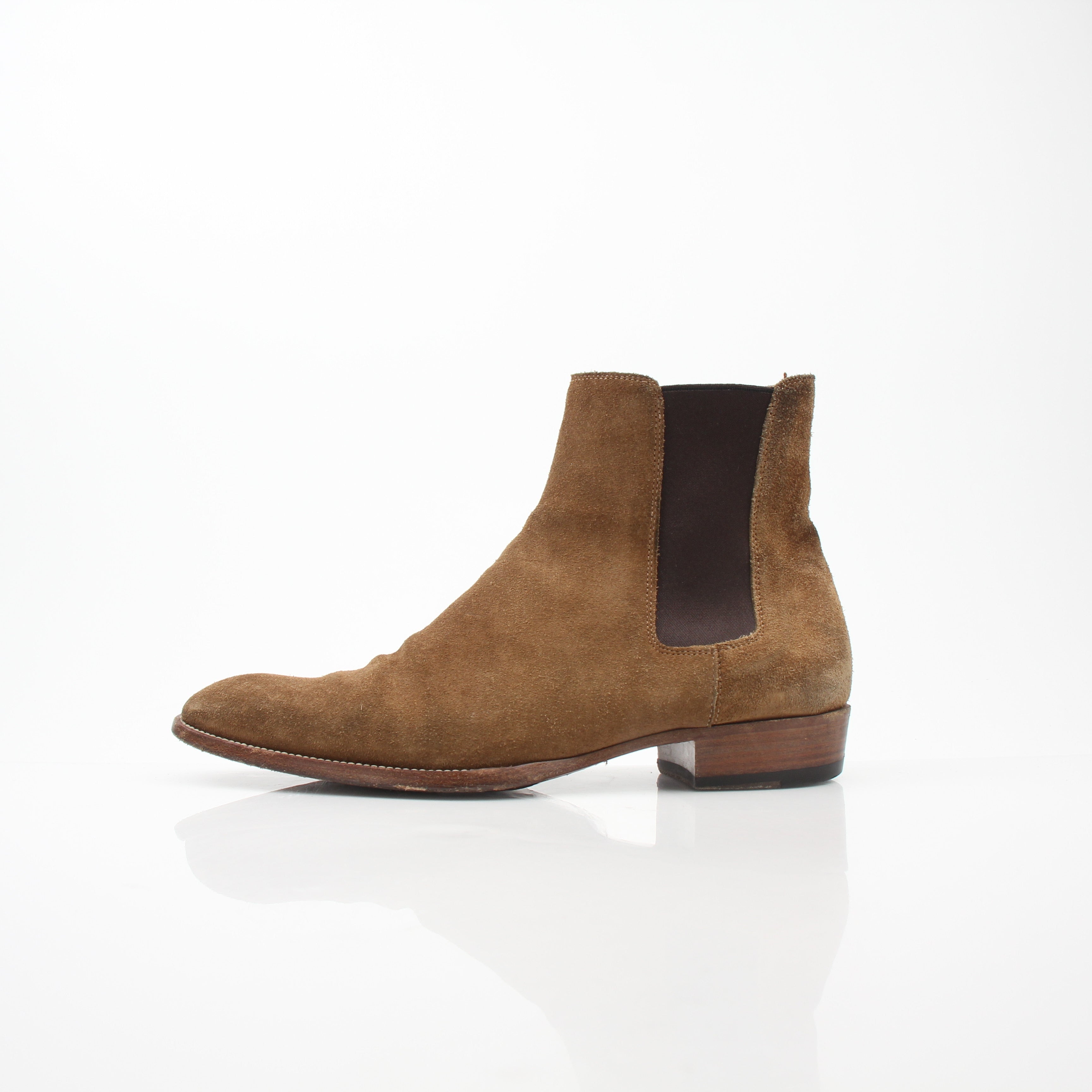 Saint Laurent Men’s Wyatt 30 Suede Chelsea Boots