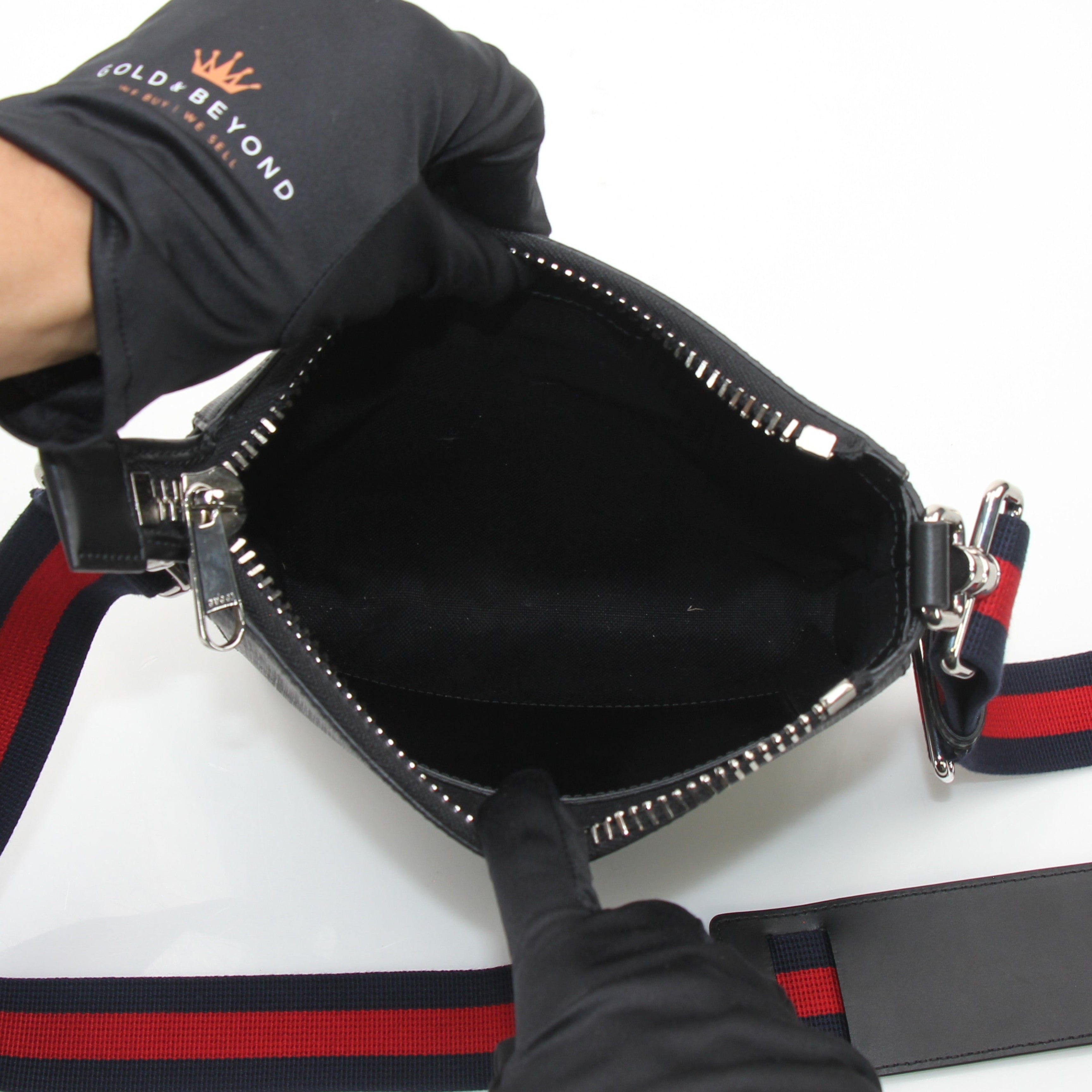 Gucci Black GG Supreme Coated Canvas Flat Messenger Bag Small