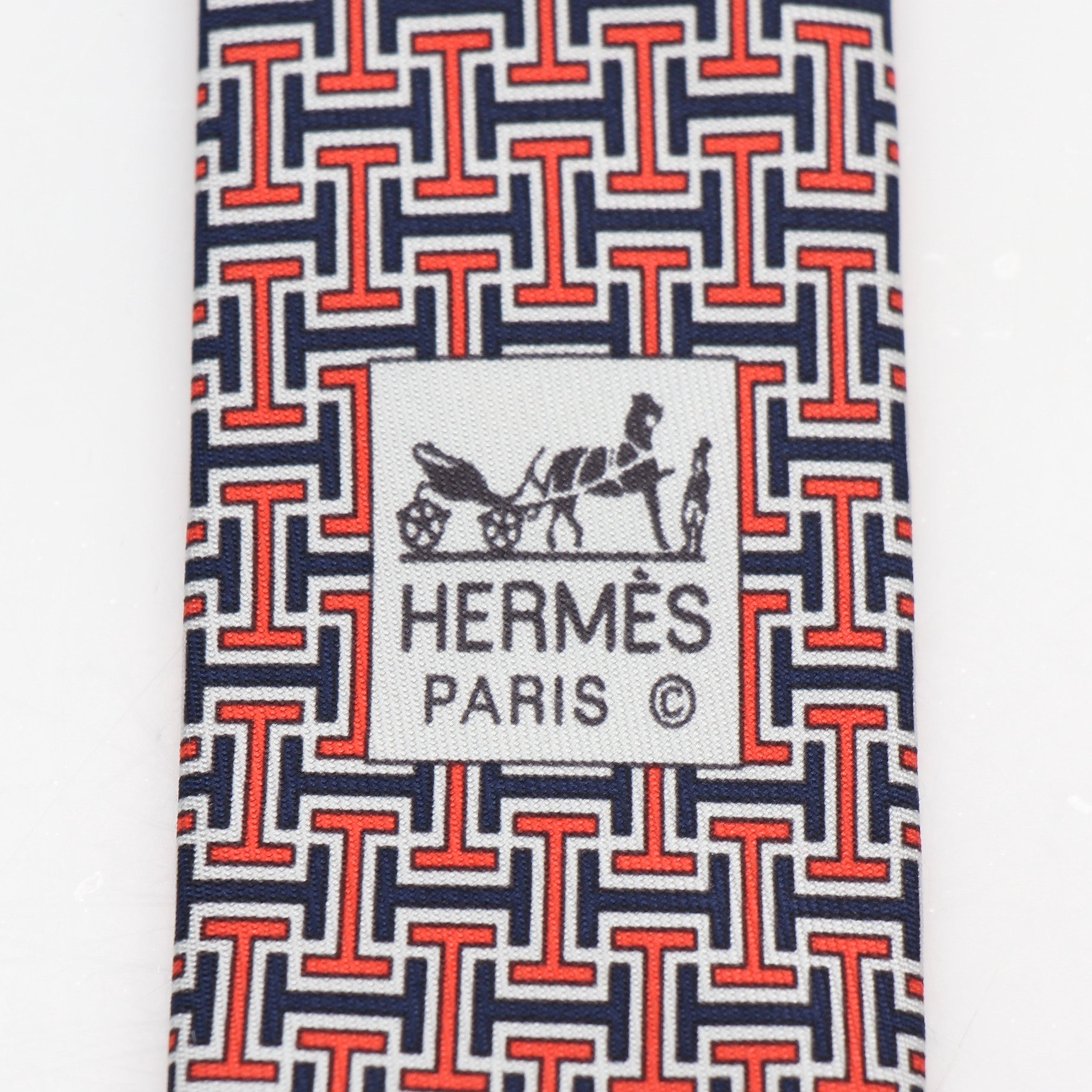 Hermès Geometric Silk Neck Tie Red Navy