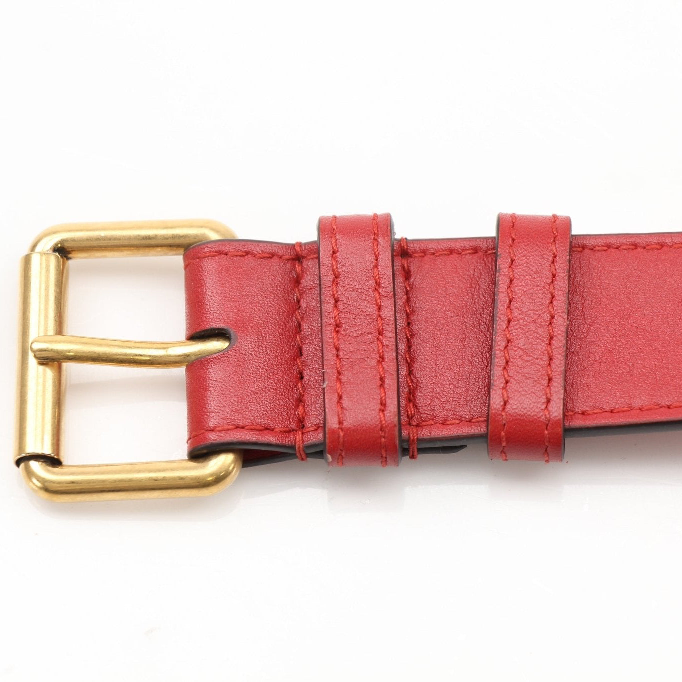 Gold & Beyond Gucci GG Marmont belt bag handbag with quilted leather and gold hardware, compact and stylish for everyday use