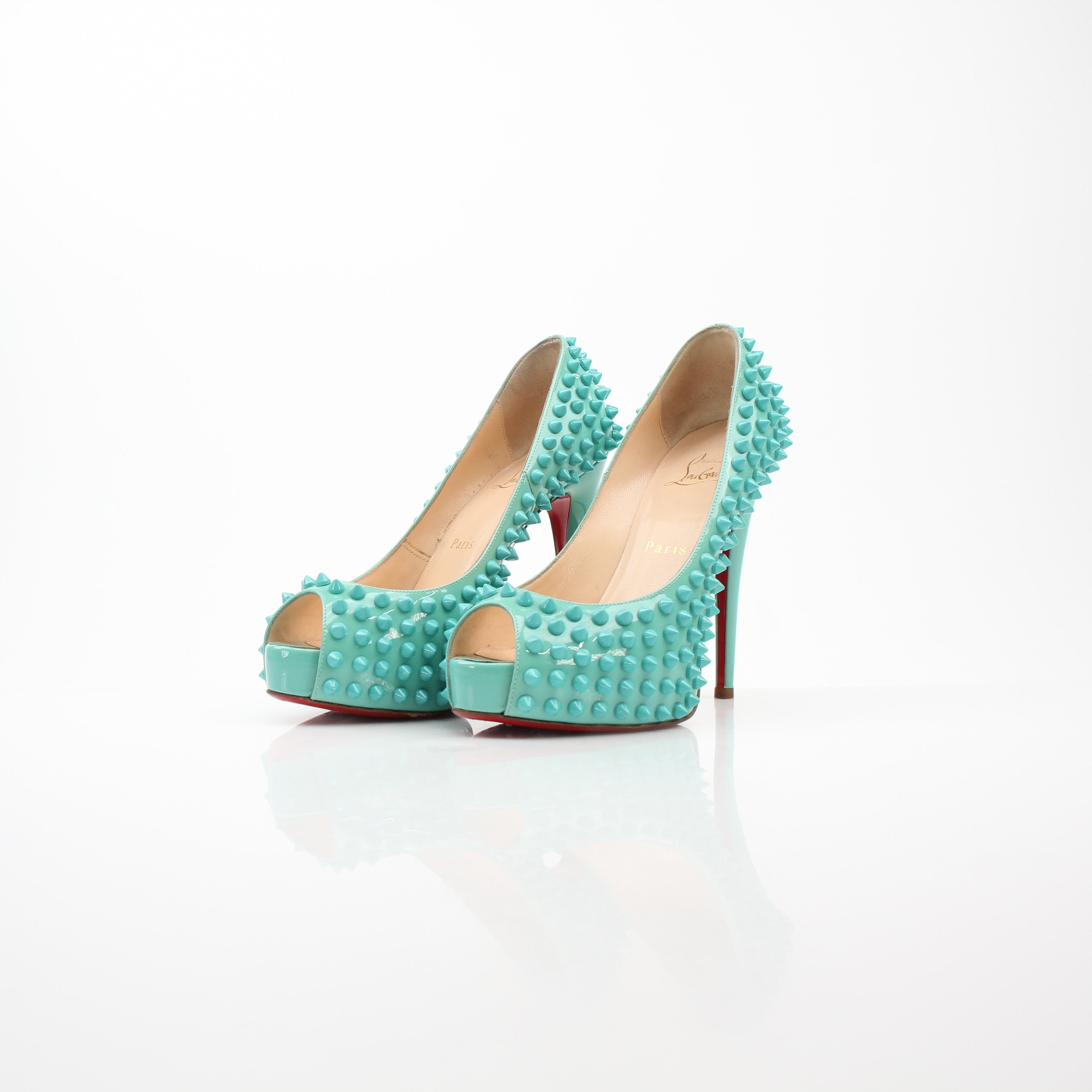 Christian Louboutin Very Privé Spikes Pumps