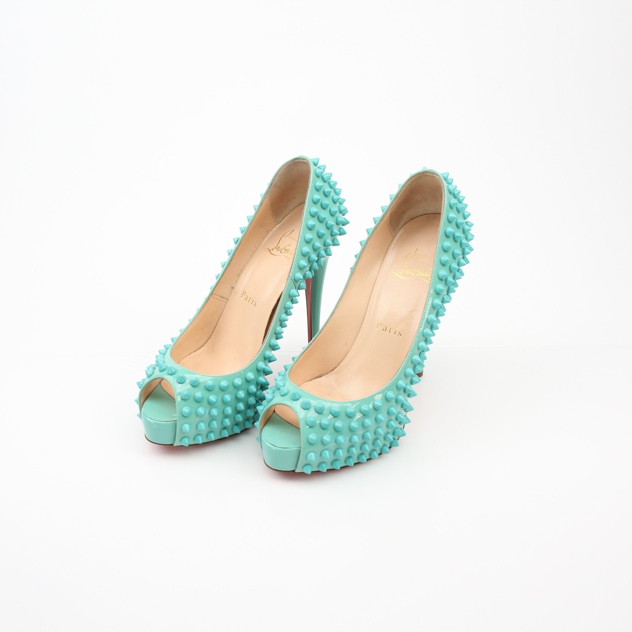 Christian Louboutin Very Privé Spikes Pumps