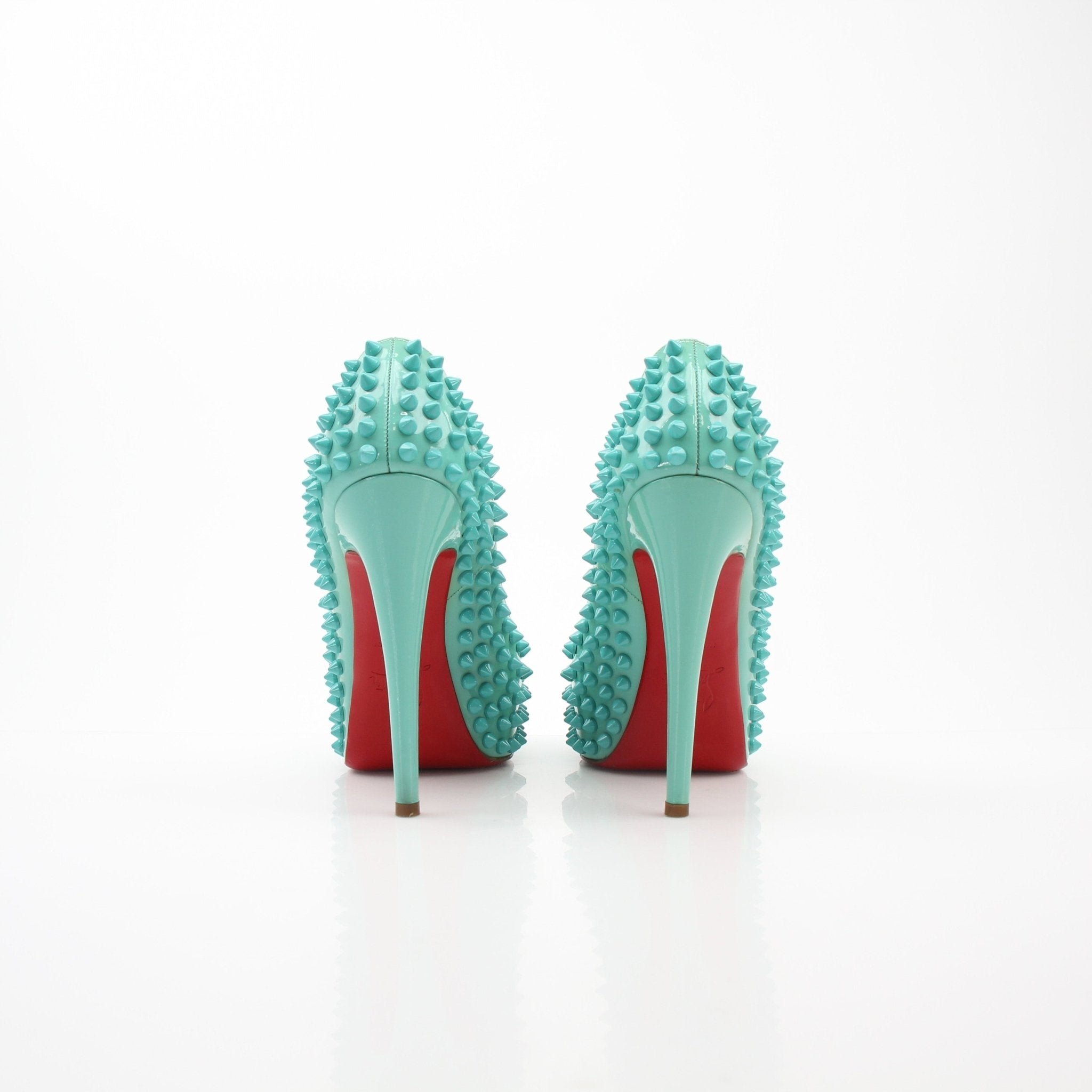 Christian Louboutin Very Privé Spikes Pumps
