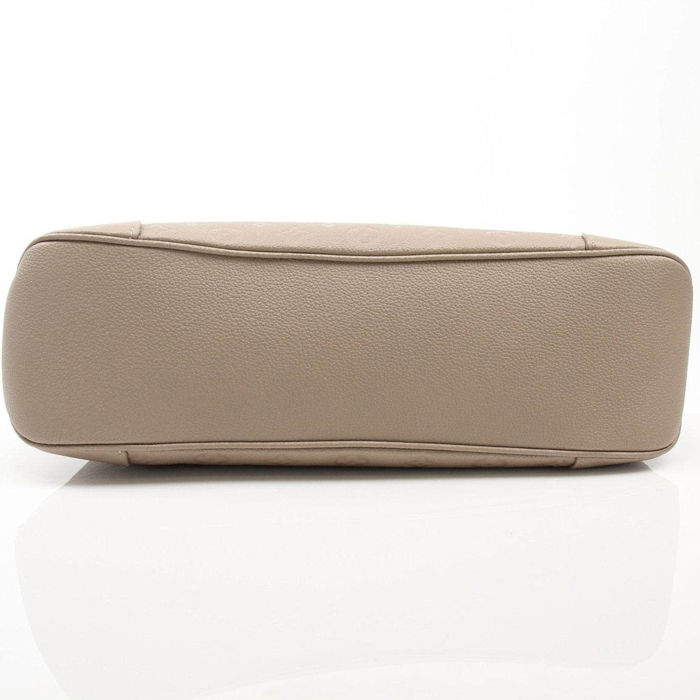 Louis Vuitton Boulogne GM shoulder handbag by Gold & Beyond, featuring classic monogram canvas and gold-tone hardware.