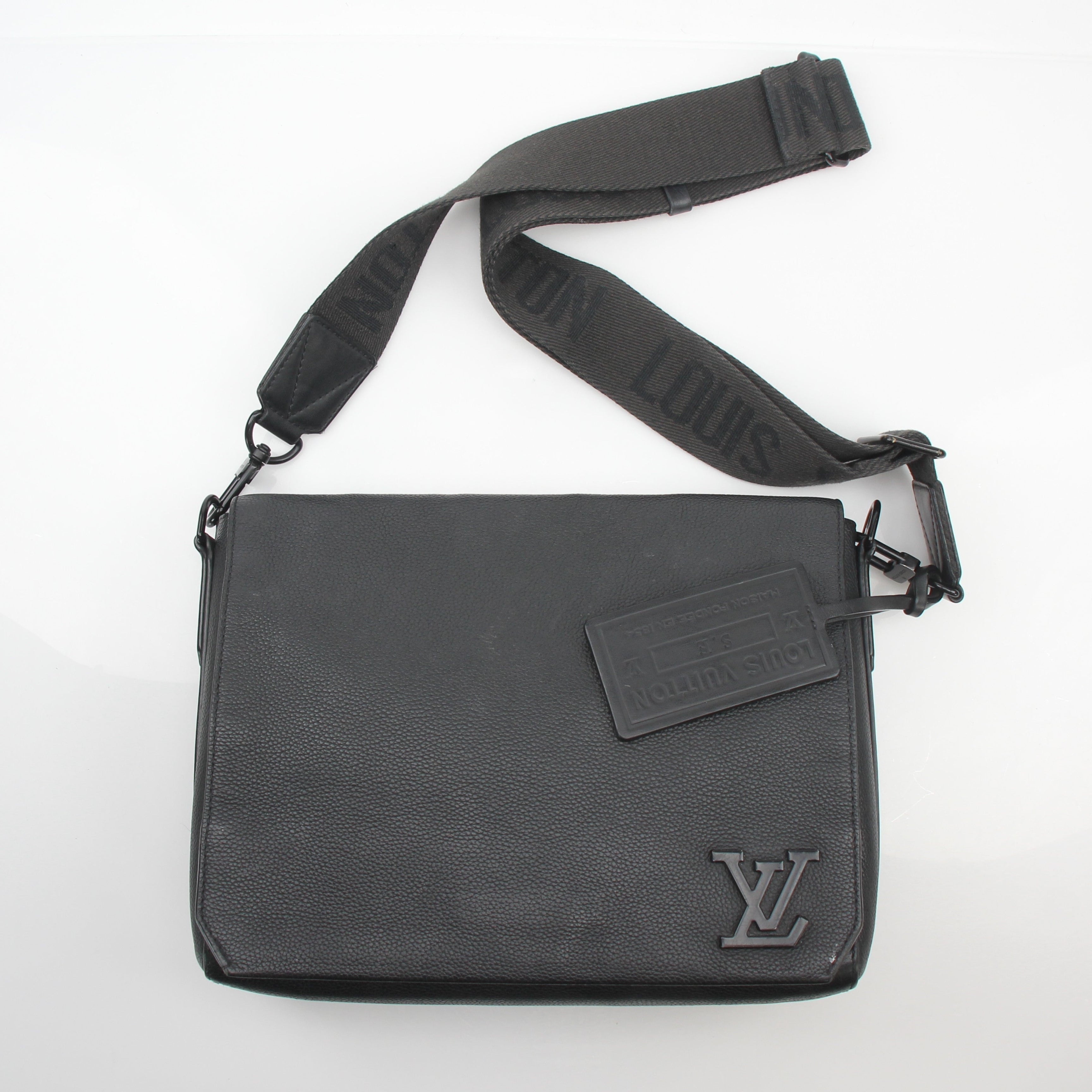 Louis Vuitton Takeoff LV Aerogram Messenger Bag