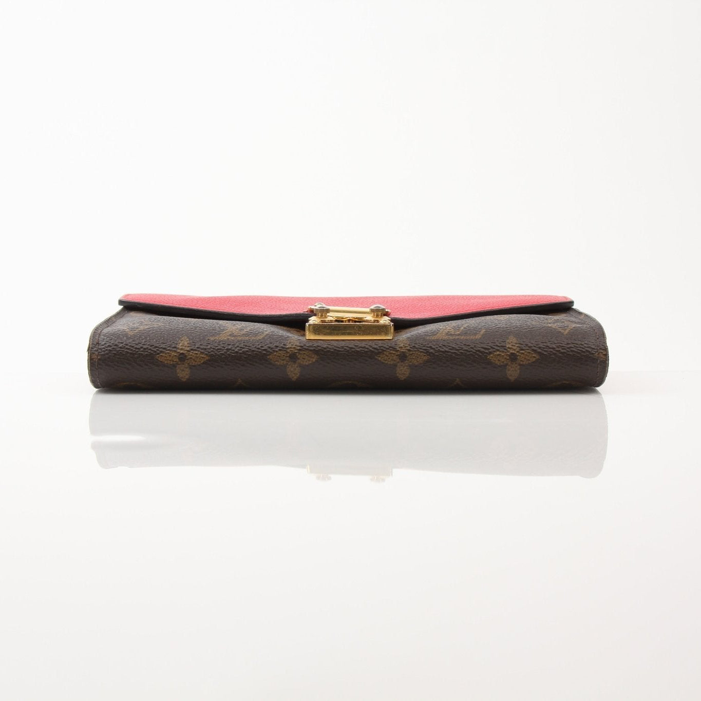 Gold & Beyond Louis Vuitton Pallas long wallet with gold-tone hardware and elegant leather design.