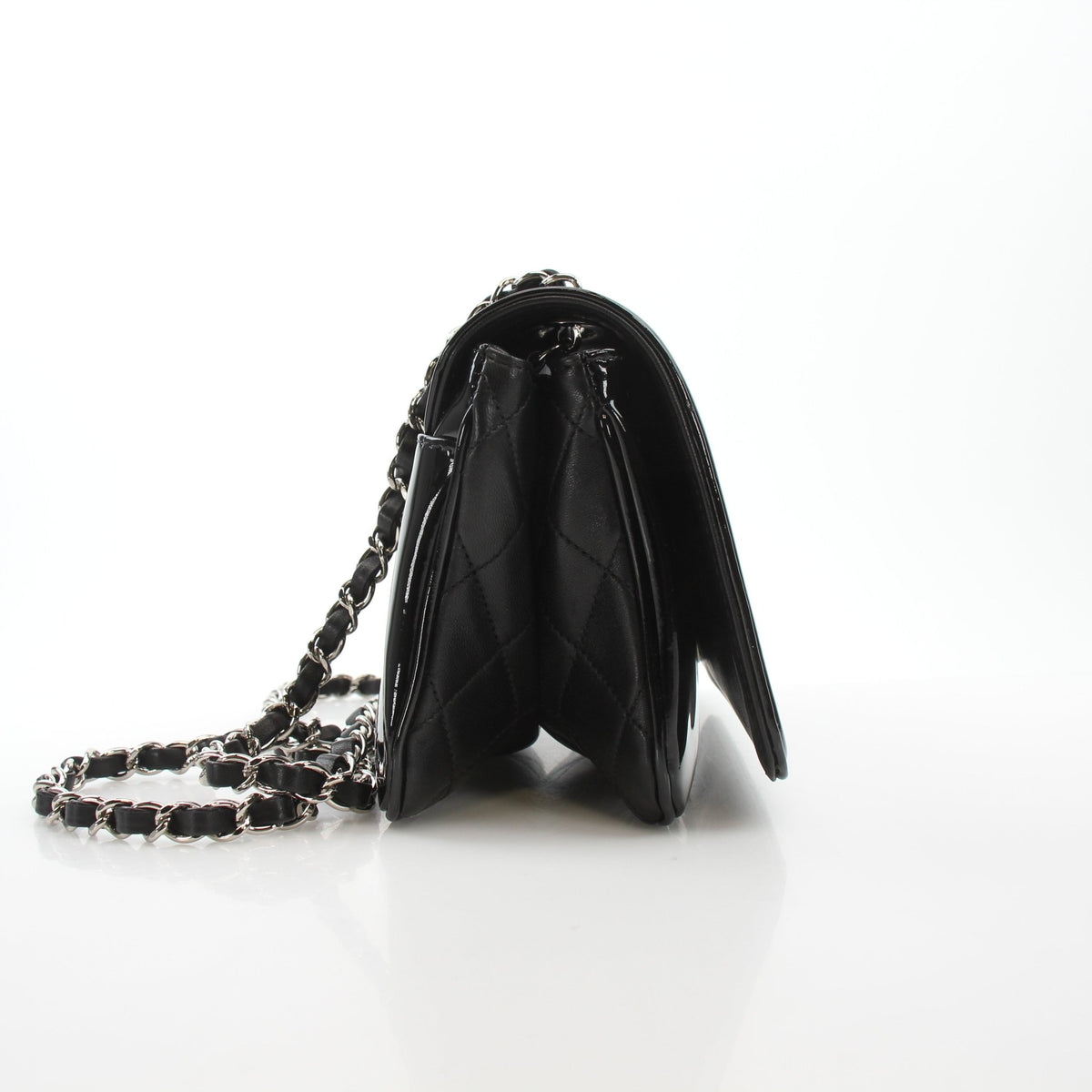 Gold & Beyond Chanel Lipstick Ligne Patent Flap Shoulder Bag in black leather with chain strap
