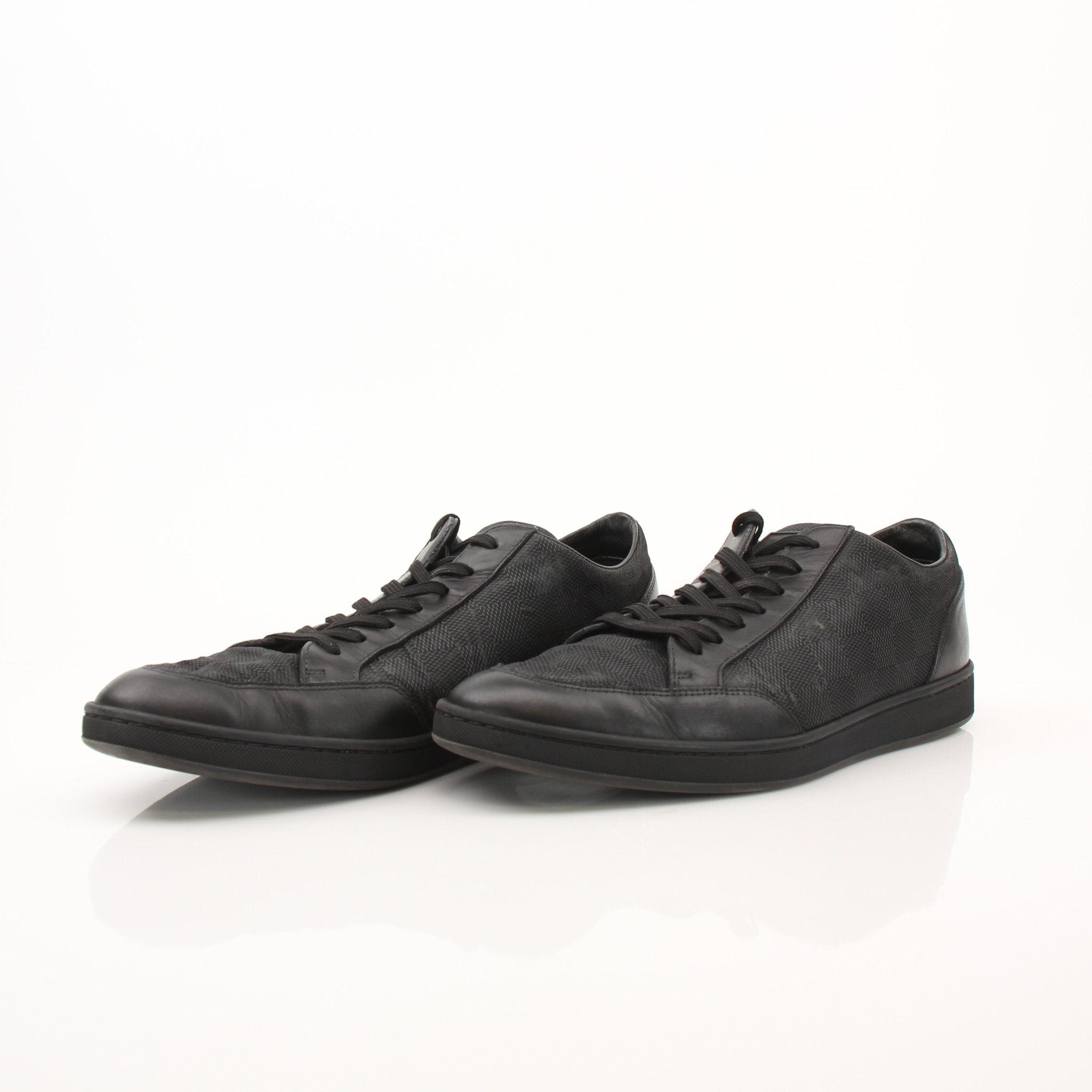 Louis Vuitton Off Shore sneaker in black and white with stylish design, featuring leather and fabric details, by Gold & Beyond.