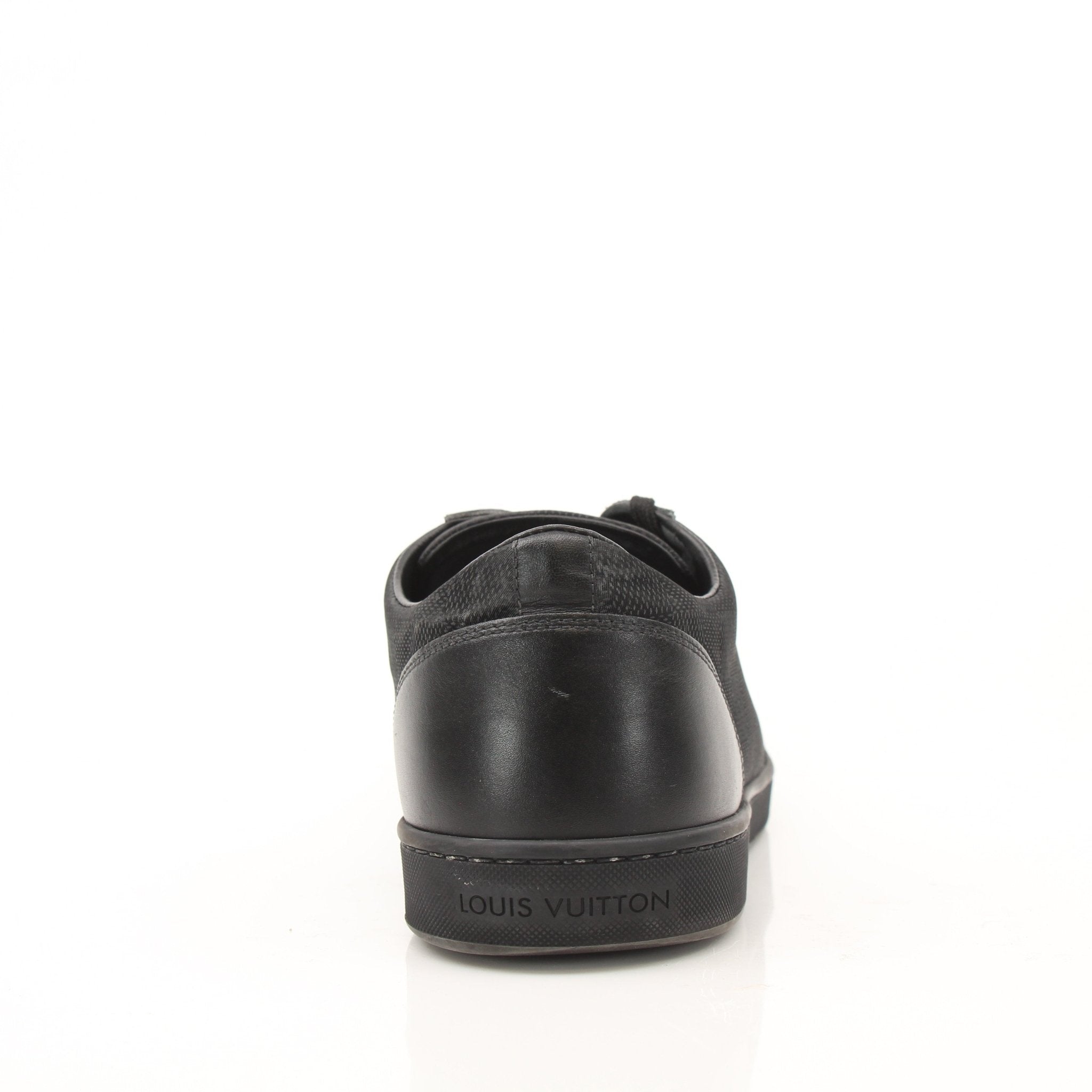 Gold & Beyond Louis Vuitton Off Shore sneaker shoes with stylish design and premium materials, displayed on a white background.