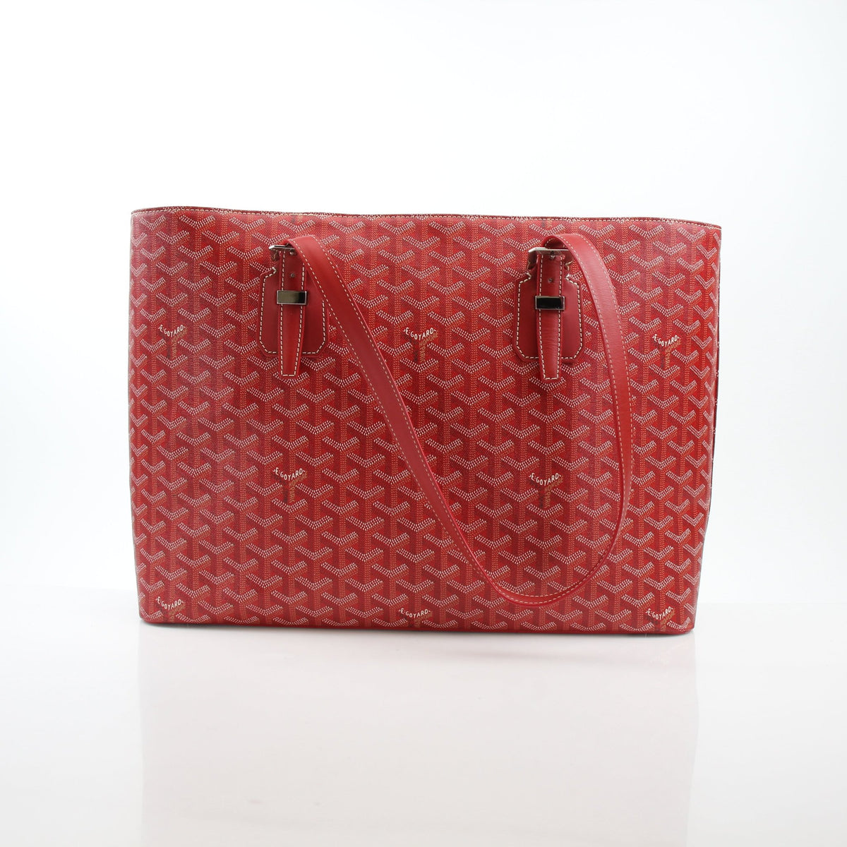 Red Goyard Marquises Zipper Tote handbag with Goyardine coated canvas and gold hardware, featuring a spacious interior and stylish design.