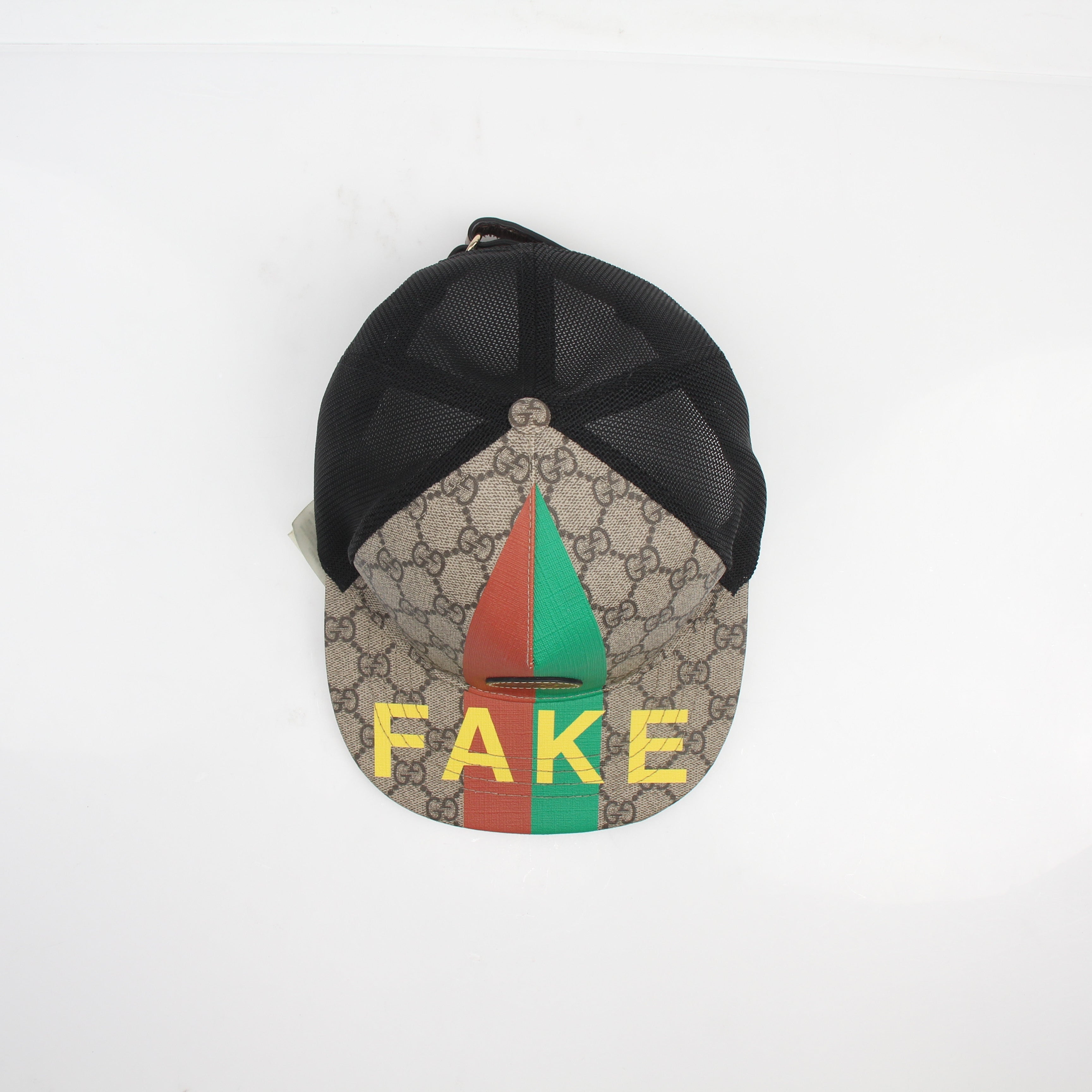 Gucci GG Supreme Monogram FAKE/NOT Baseball Hat