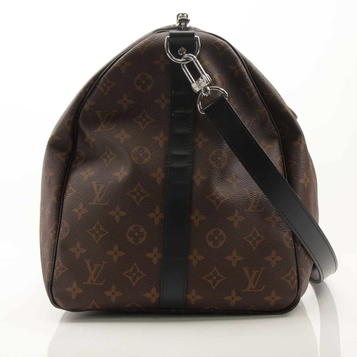 Louis Vuitton Keepall Bandoulière 55 travel bag with leather handles and monogram canvas, by Gold & Beyond.