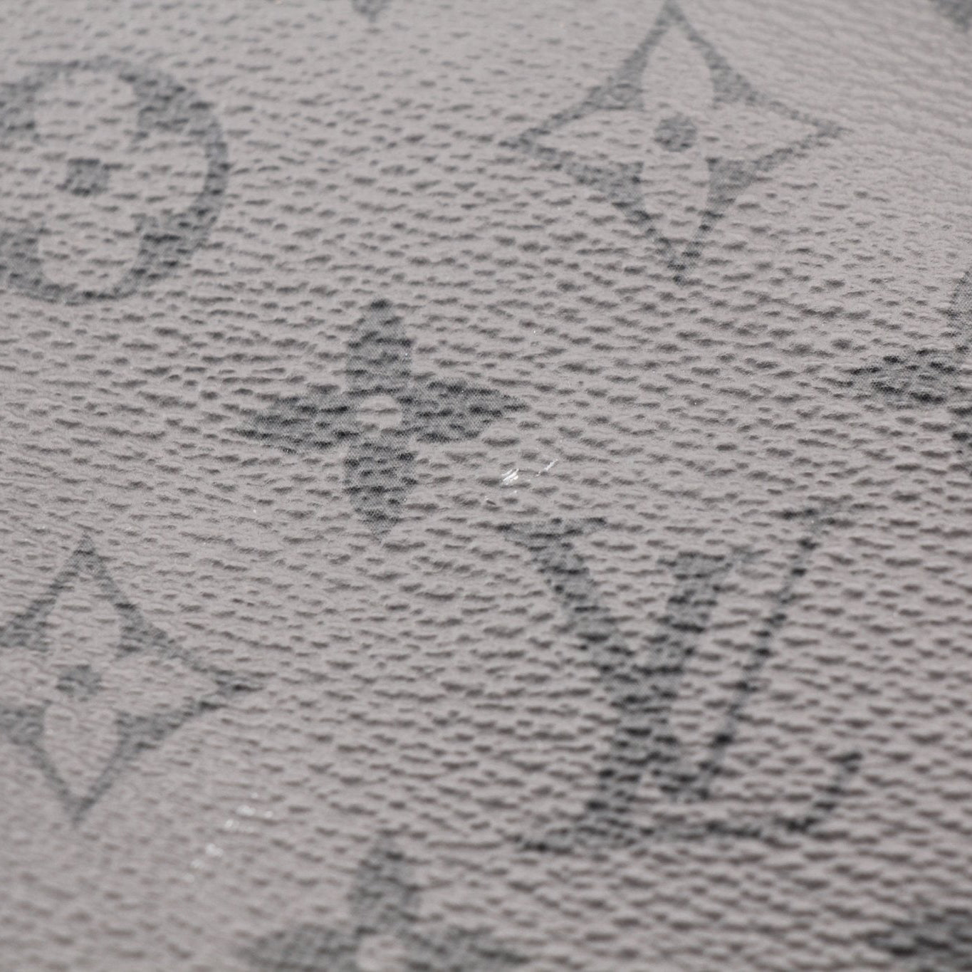 Gold & Beyond Louis Vuitton Keepall 50 travel bag with bandoulière, showcasing its classic monogram canvas and leather accents.