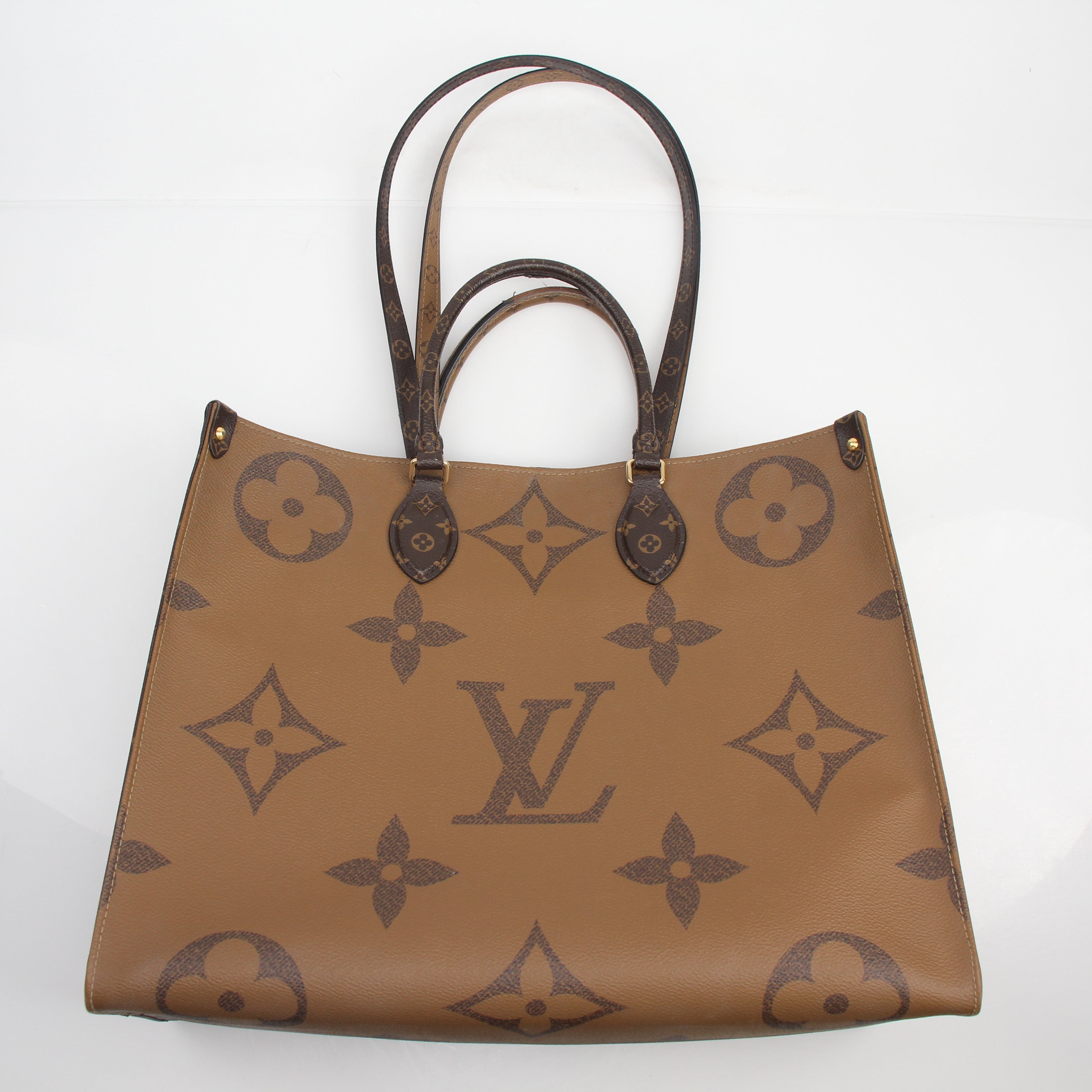Louis Vuitton Reverse Monogram Giant OnTheGo GM Tote