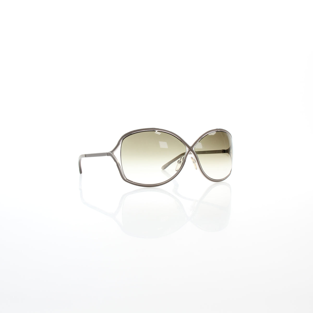 Tom Ford Rickie TF179 oversized butterfly sunglasses in a bold frame with dark lenses