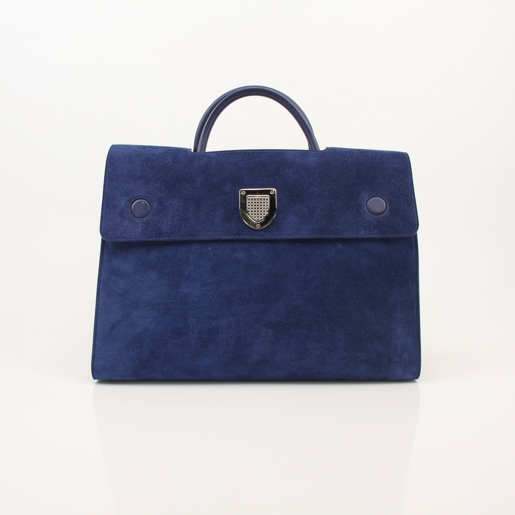 Gold & Beyond DiorEver large top handle handbag with structured design and elegant leather finish.