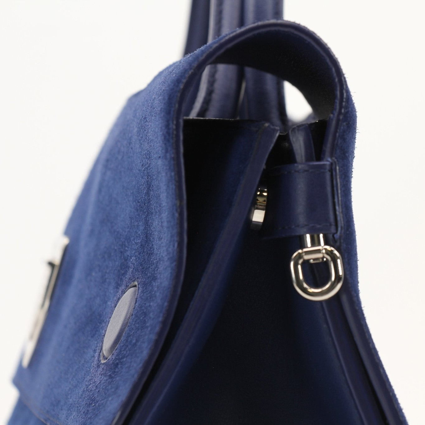 Gold & Beyond DiorEver large top handle handbag with structured design, featuring gold-tone hardware and elegant leather finish.