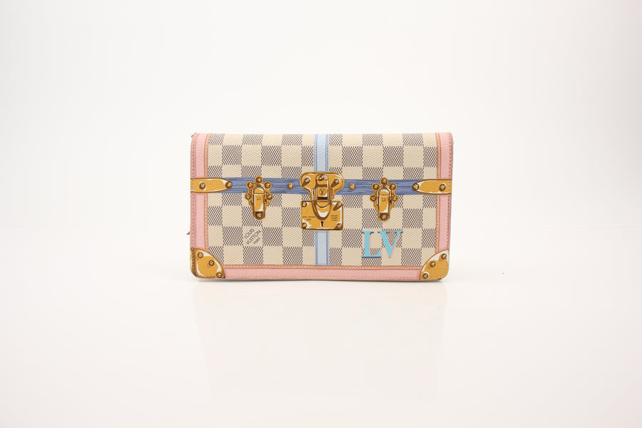 Louis Vuitton Weekend Pochette UB2118 – Summer Trunks