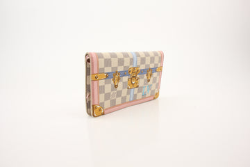 Louis Vuitton Weekend Pochette UB2118 – Summer Trunks