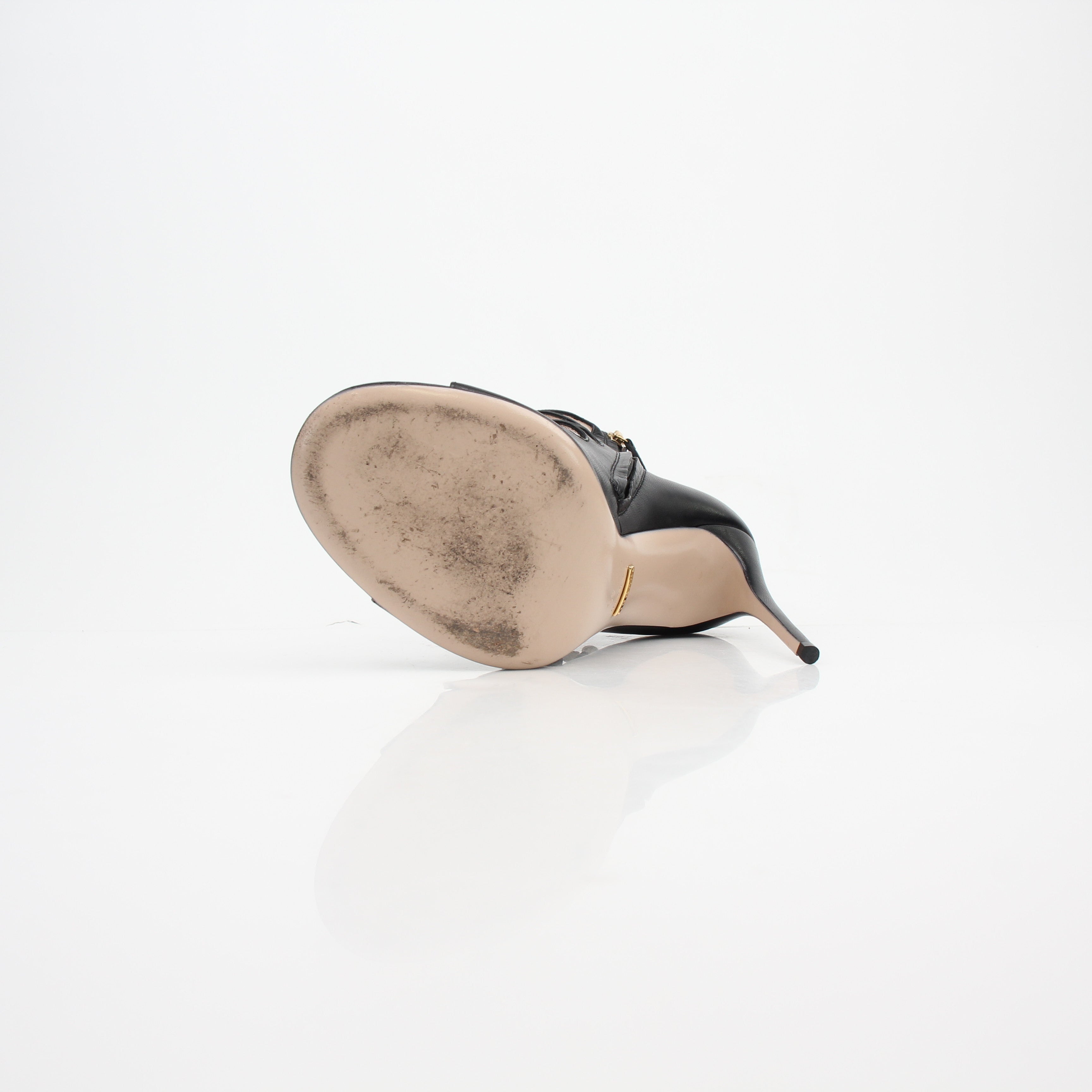 Gucci Aneta Leather Cage Sandals