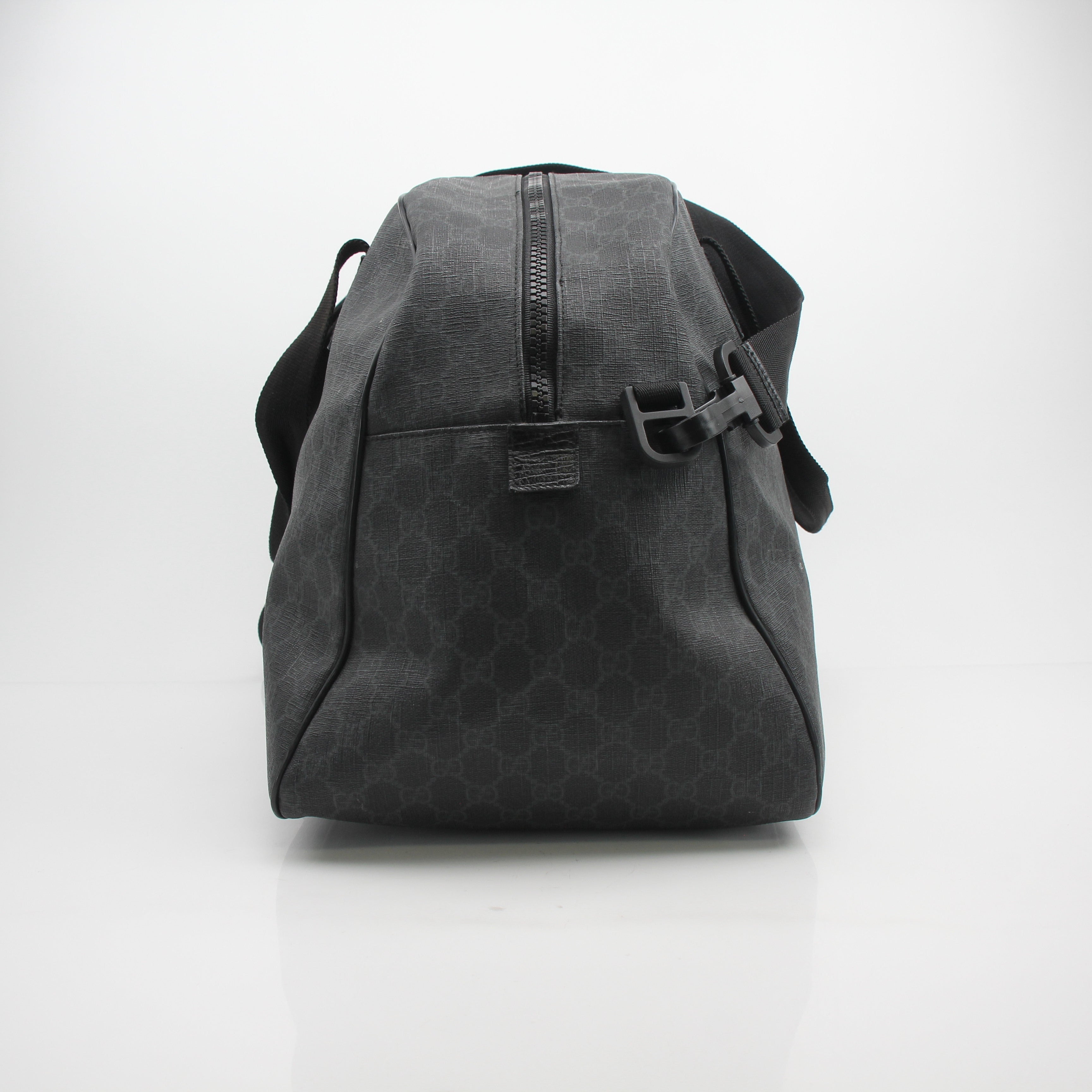 Gucci GG Supreme Weekender Bag