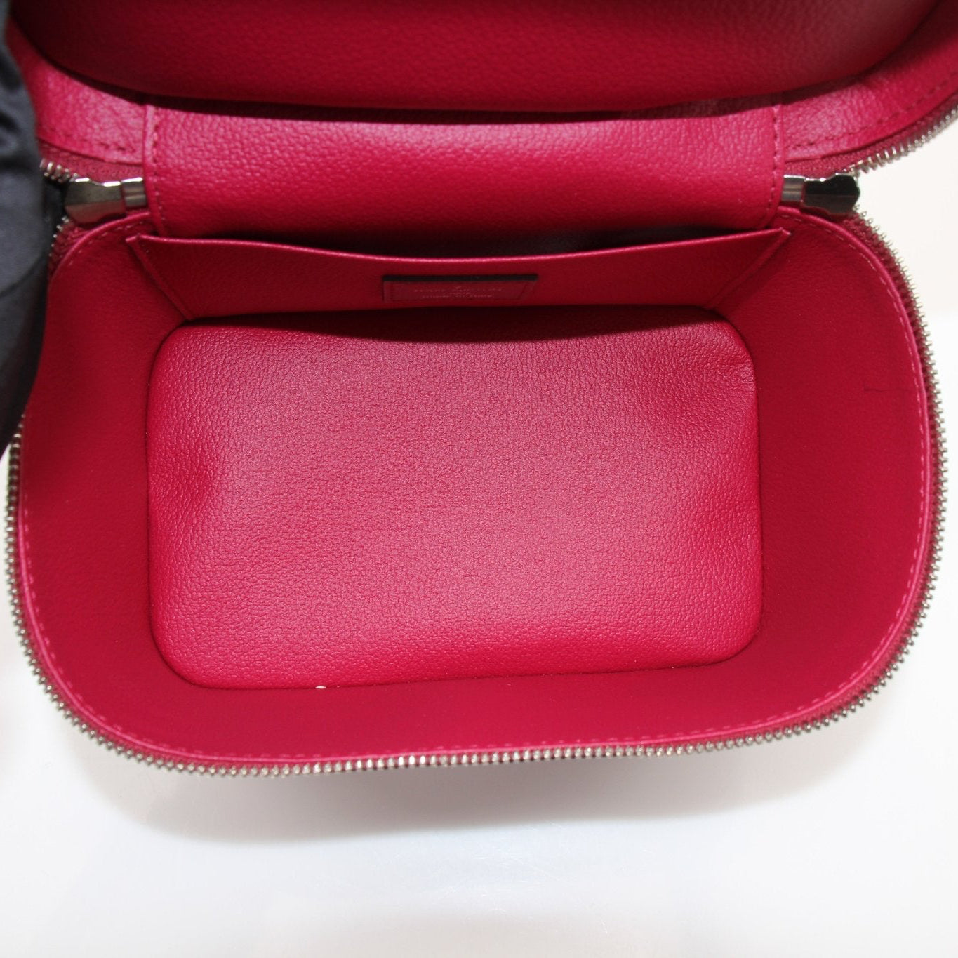 Gold & Beyond Louis Vuitton Nice Vanity Case, stylish and compact travel accessory with elegant design and gold accents.