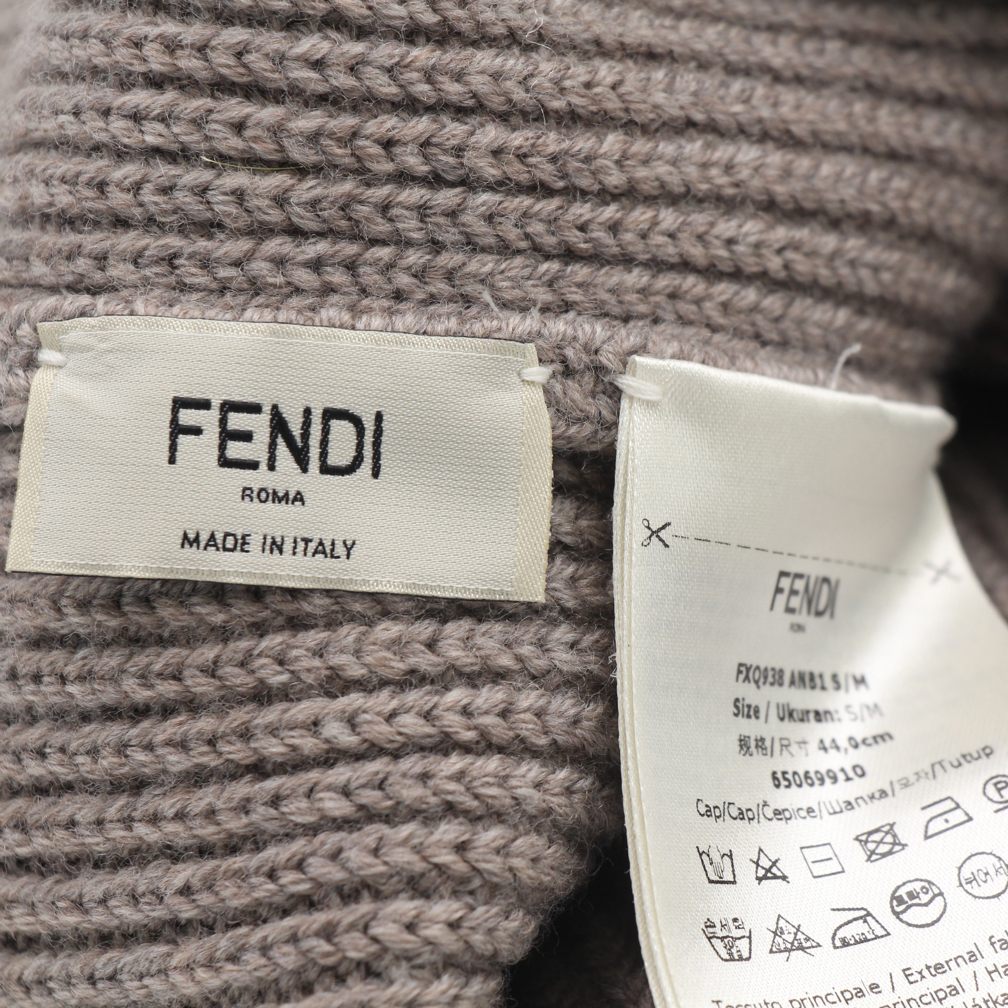 Fendi Baguette Bag Wool Beanie