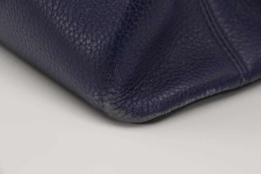 Louis Vuitton Capucines MM TR2174 – Navy Blue Leather Tote