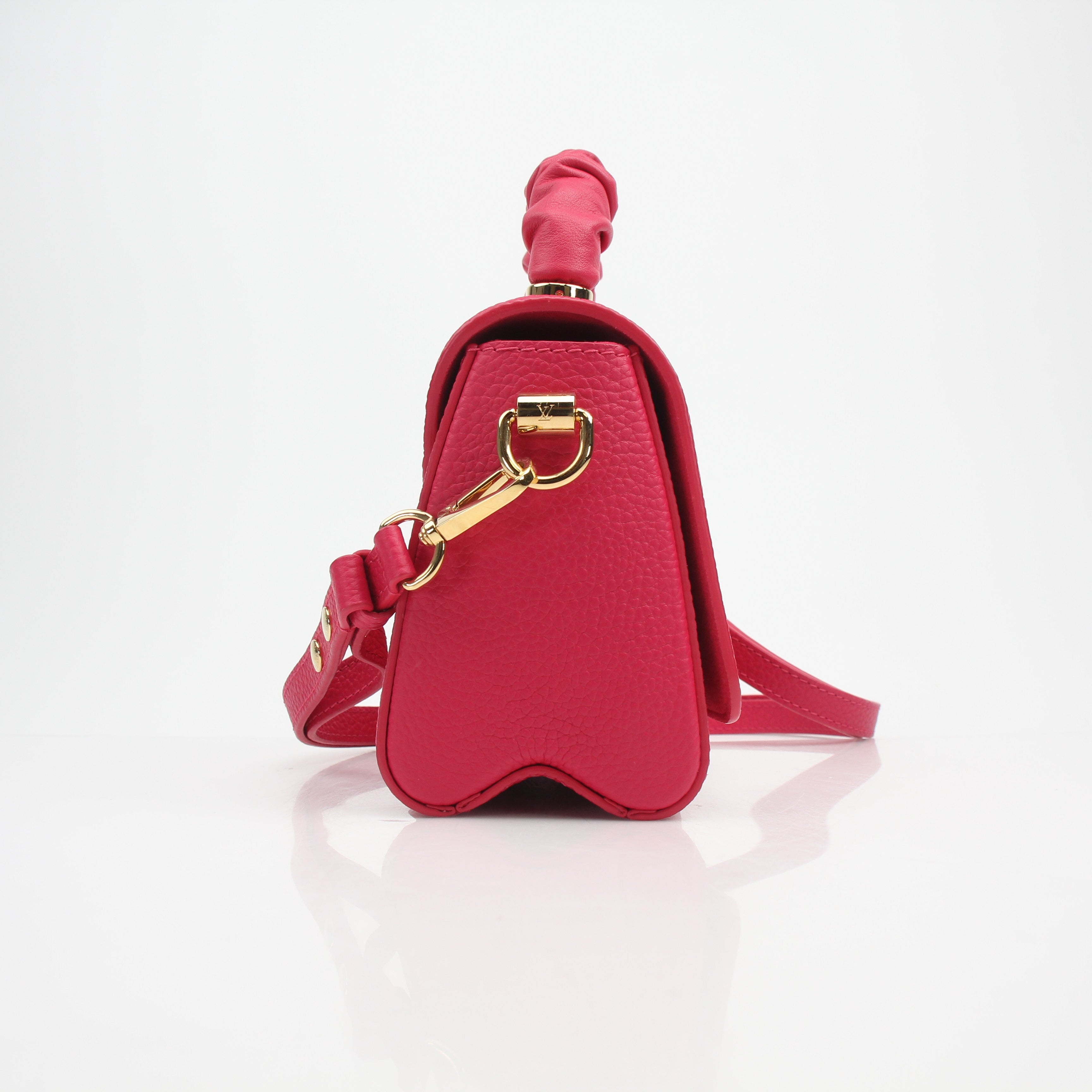 Louis Vuitton Twist One Handle PM in Pondichéry Pink Taurillon Leather